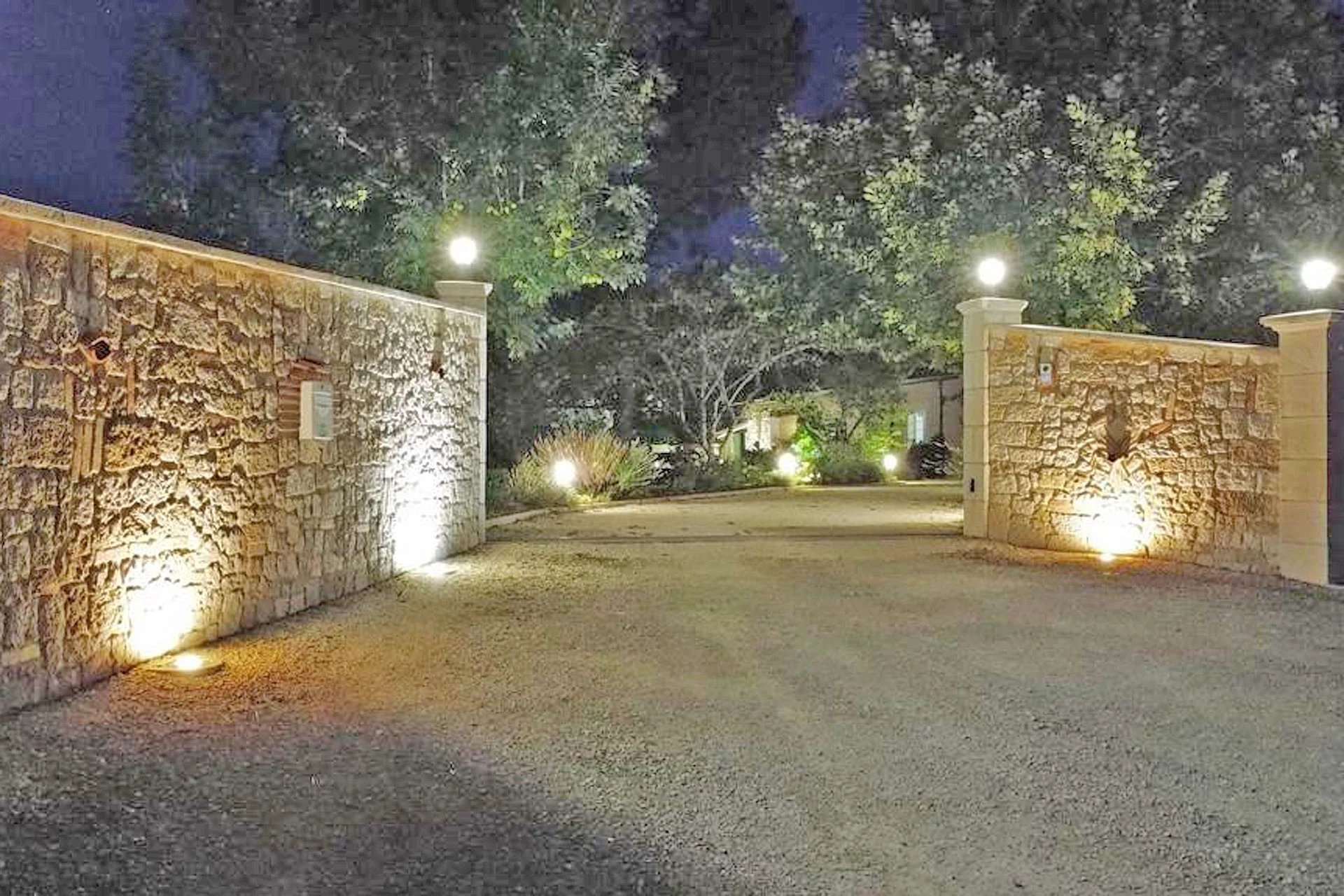 Bergerac, New Aquitaine, 24100, FR, 4 Bedrooms Bedrooms, ,3 BathroomsBathrooms,Residential,For Sale,1995573