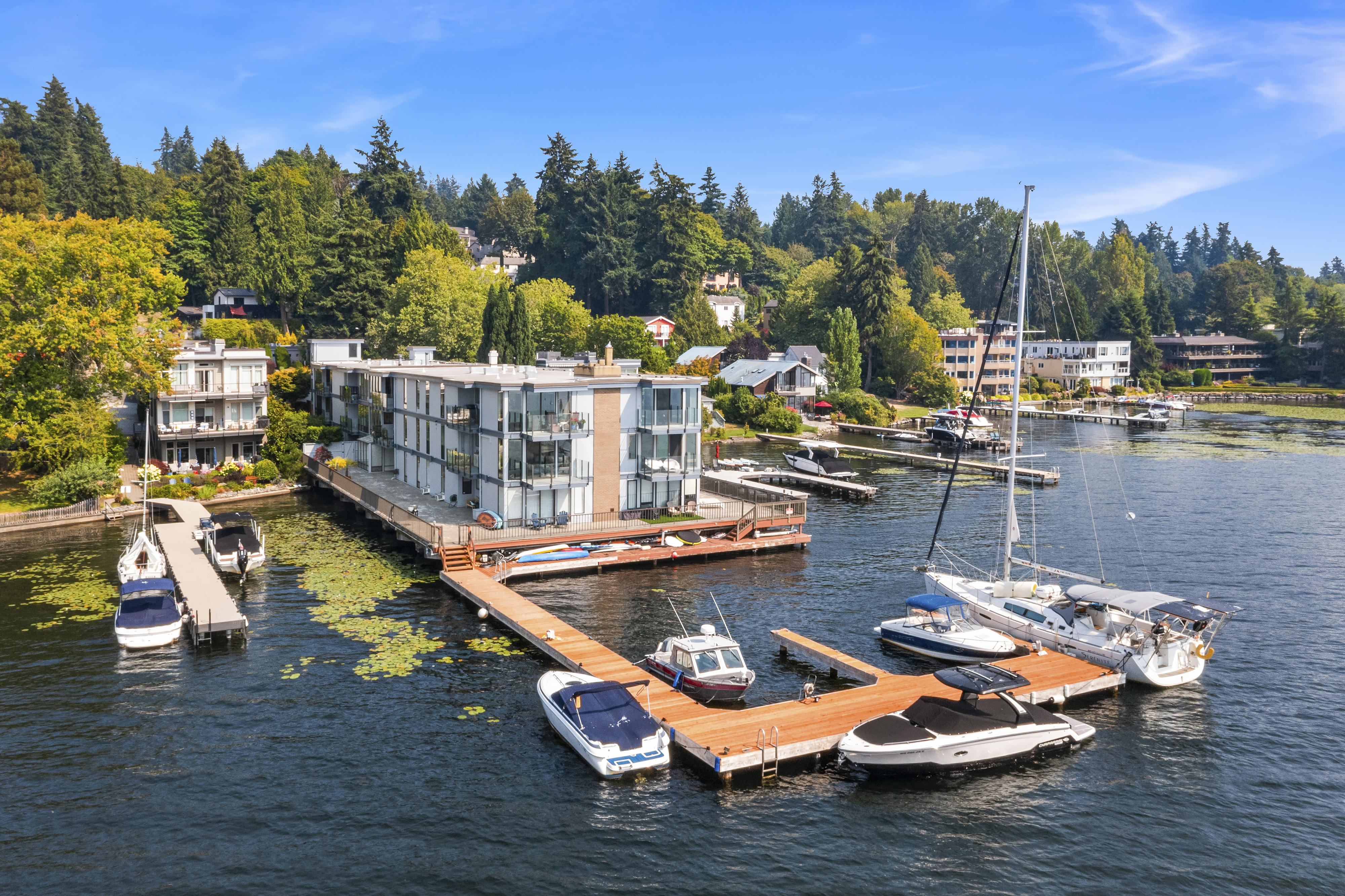  4561 Lake Washington Boulevard Northeast, Kirkland, WA 98033 - 物件實景