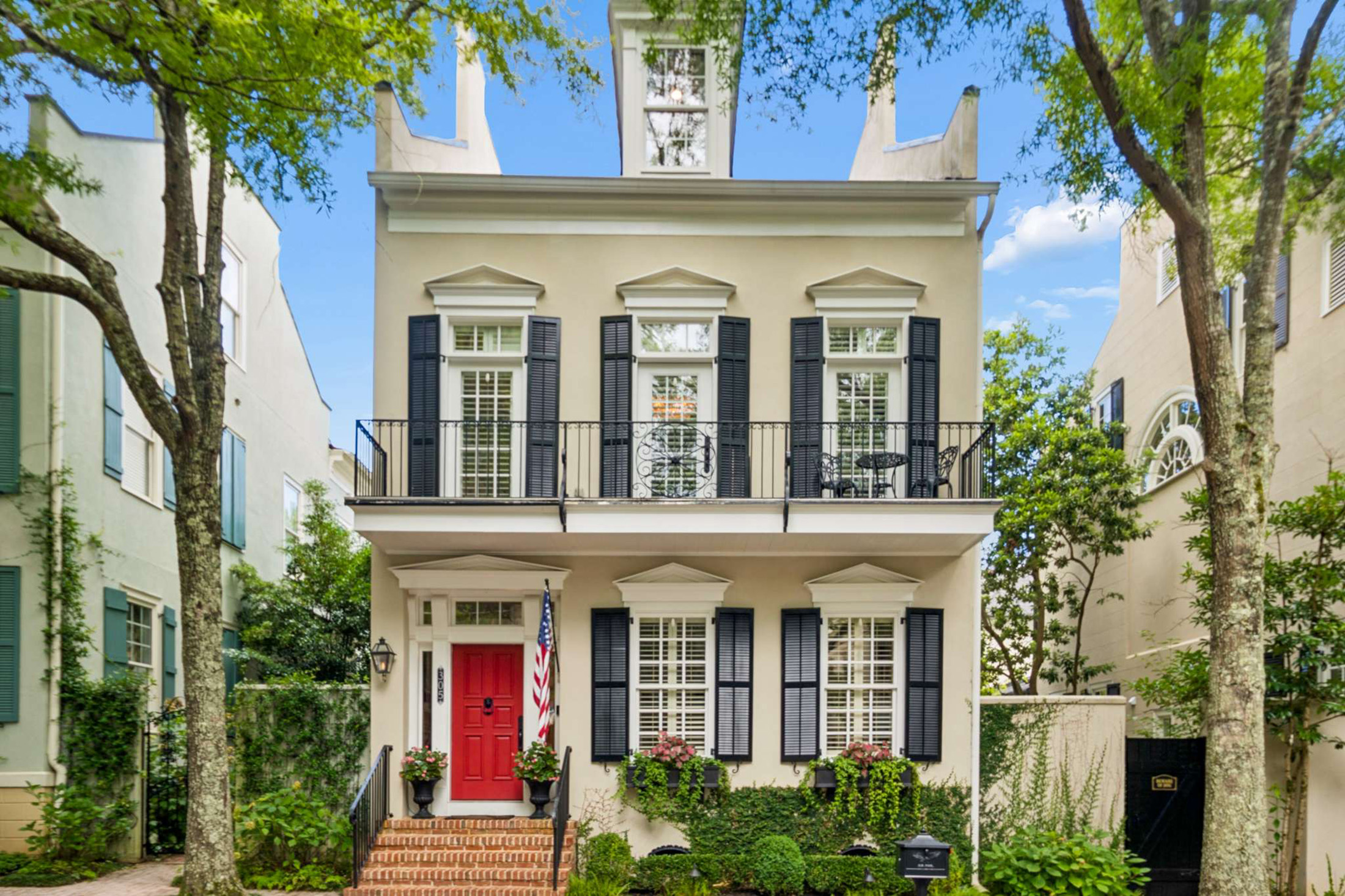  Exceptional Southern Elegance in Peachtree City