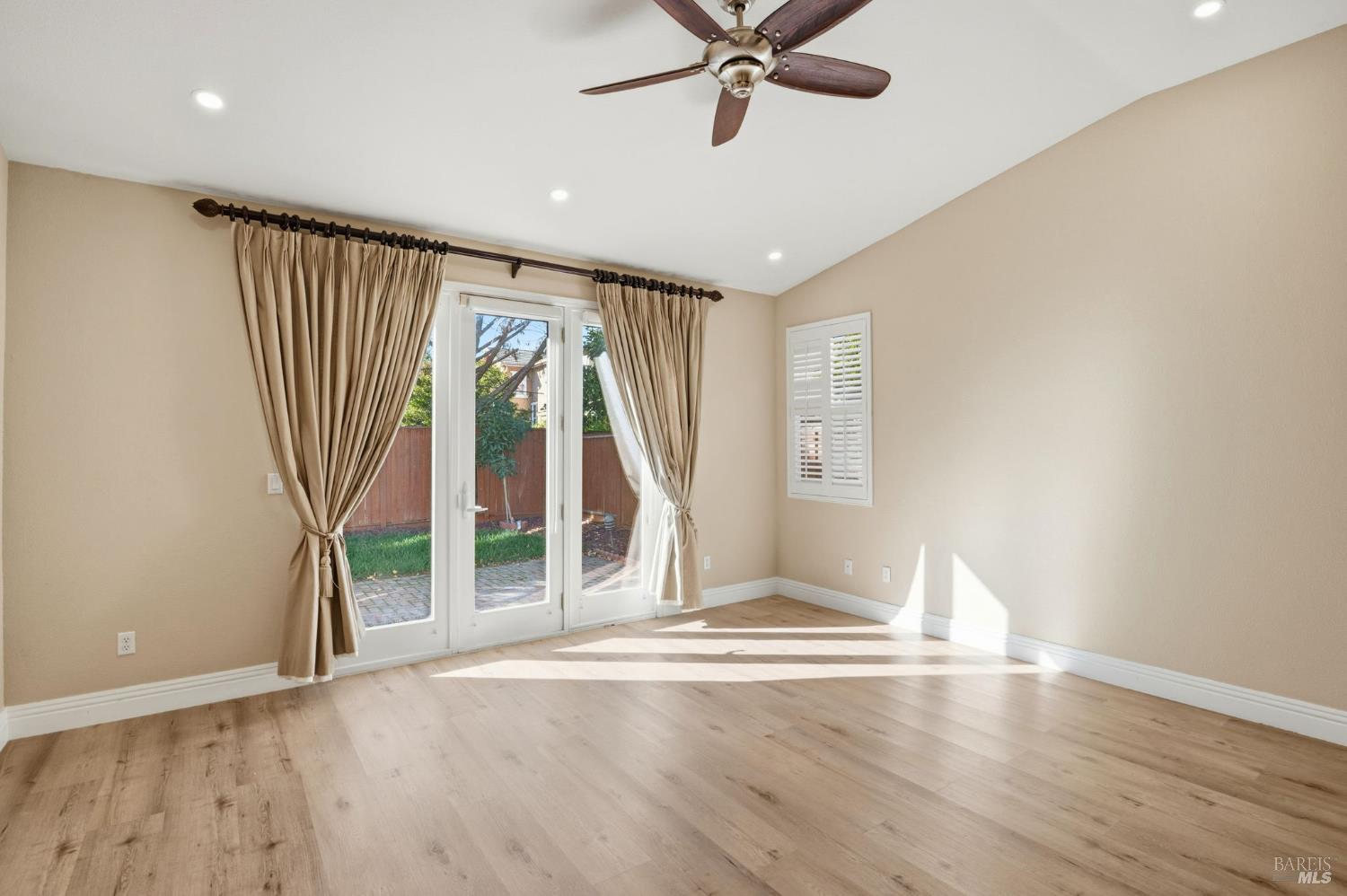 Fairfield, California, 94534, United States, 3 Bedrooms Bedrooms, ,3 BathroomsBathrooms,Residential,For Sale,1987540