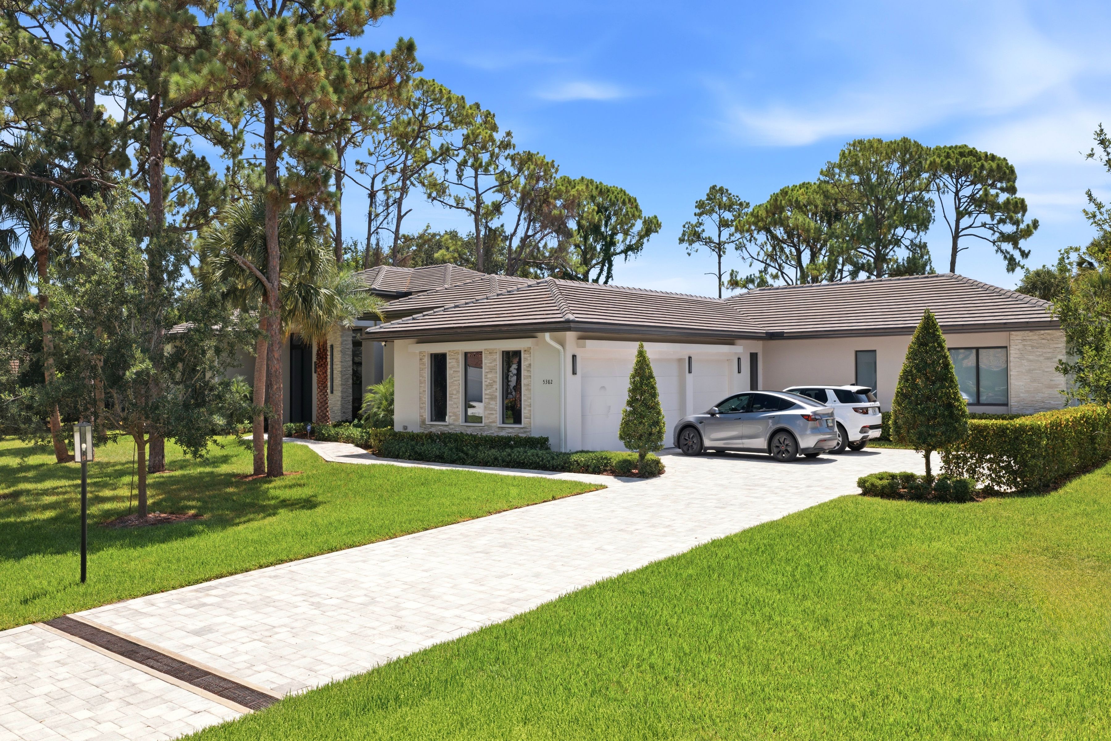  5382 Sea Biscuit Road - 物件實景