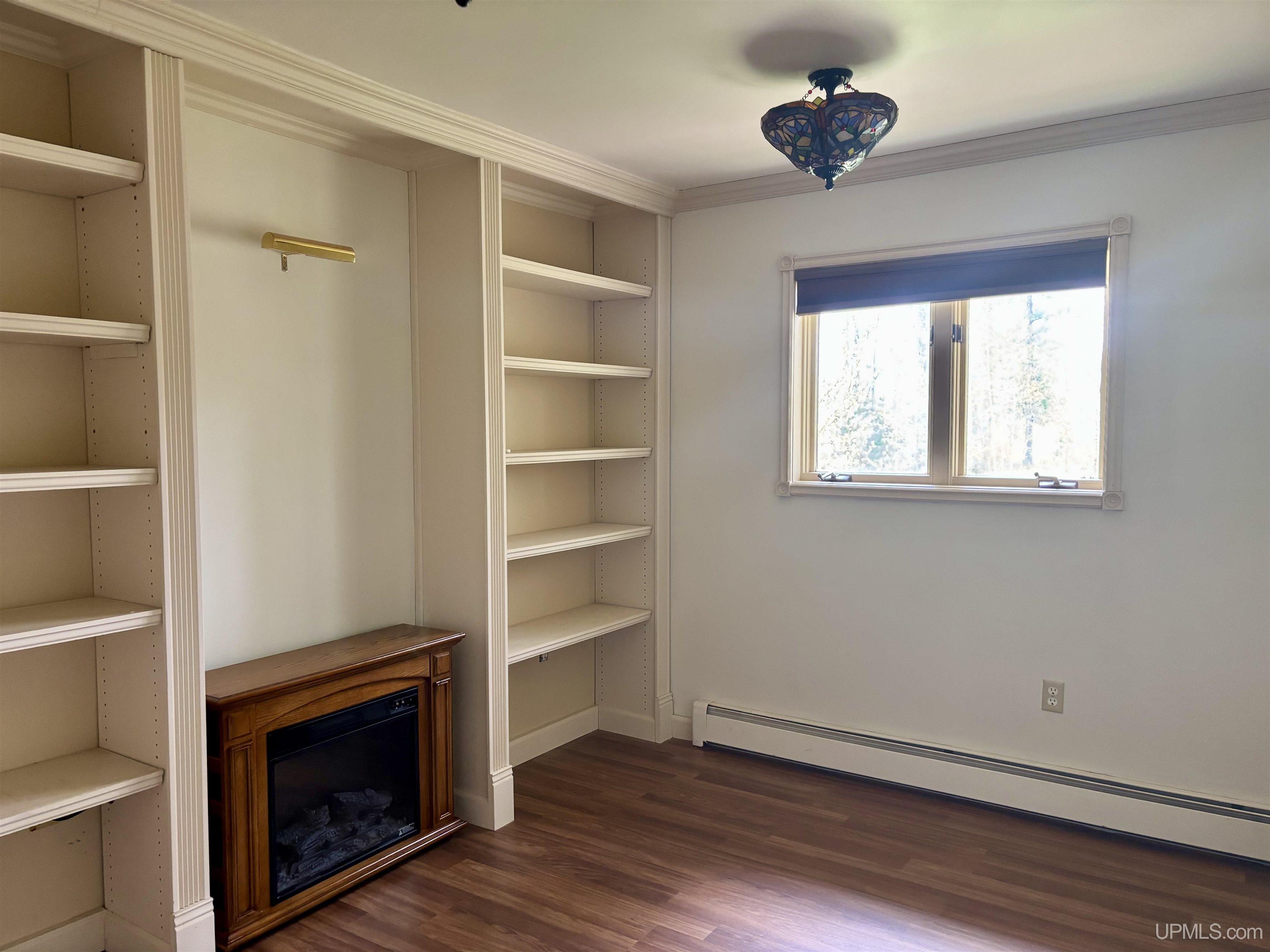 Marquette, Michigan, 49855, United States, 4 Bedrooms Bedrooms, ,3 BathroomsBathrooms,Residential,For Sale,1849824