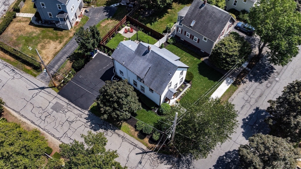 Reading, Massachusetts, 01867, United States, 4 Bedrooms Bedrooms, ,3 BathroomsBathrooms,Residential,For Sale,1904361