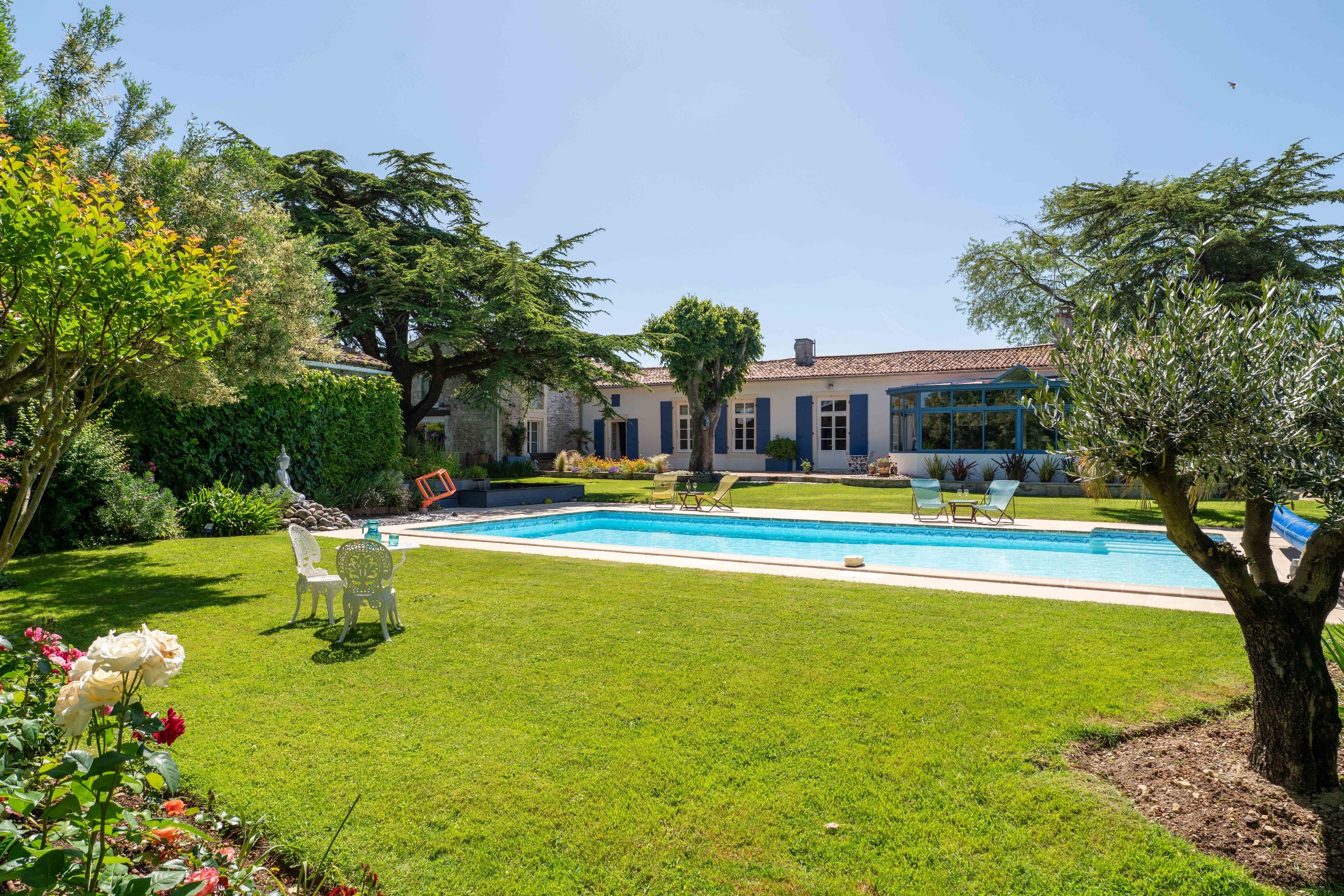  Longère a few minutes from La Rochelle in the village center, completely renova… - 物件實景