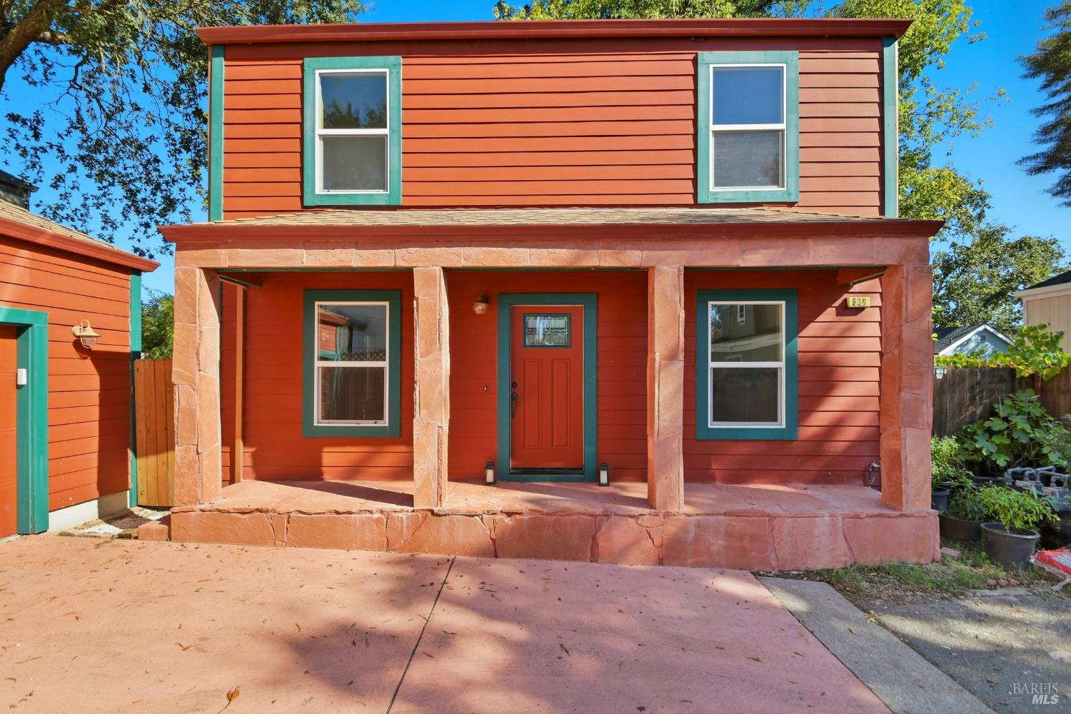 Santa Rosa, California, 95401, United States, 3 Bedrooms Bedrooms, ,2 BathroomsBathrooms,Residential,For Sale,1992819