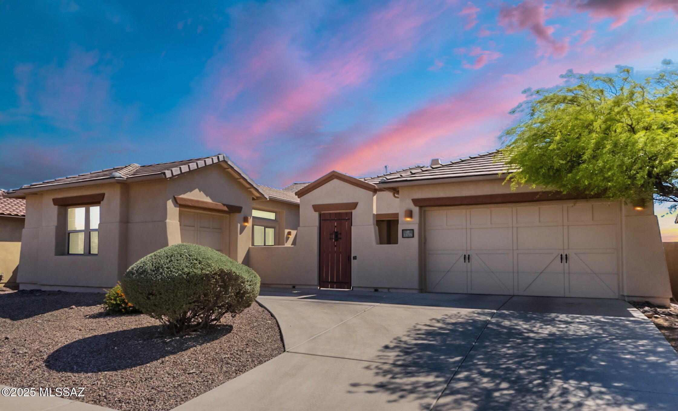 Tucson, Arizona, 85755, United States, 4 Bedrooms Bedrooms, ,3 BathroomsBathrooms,Residential,For Sale,1850076