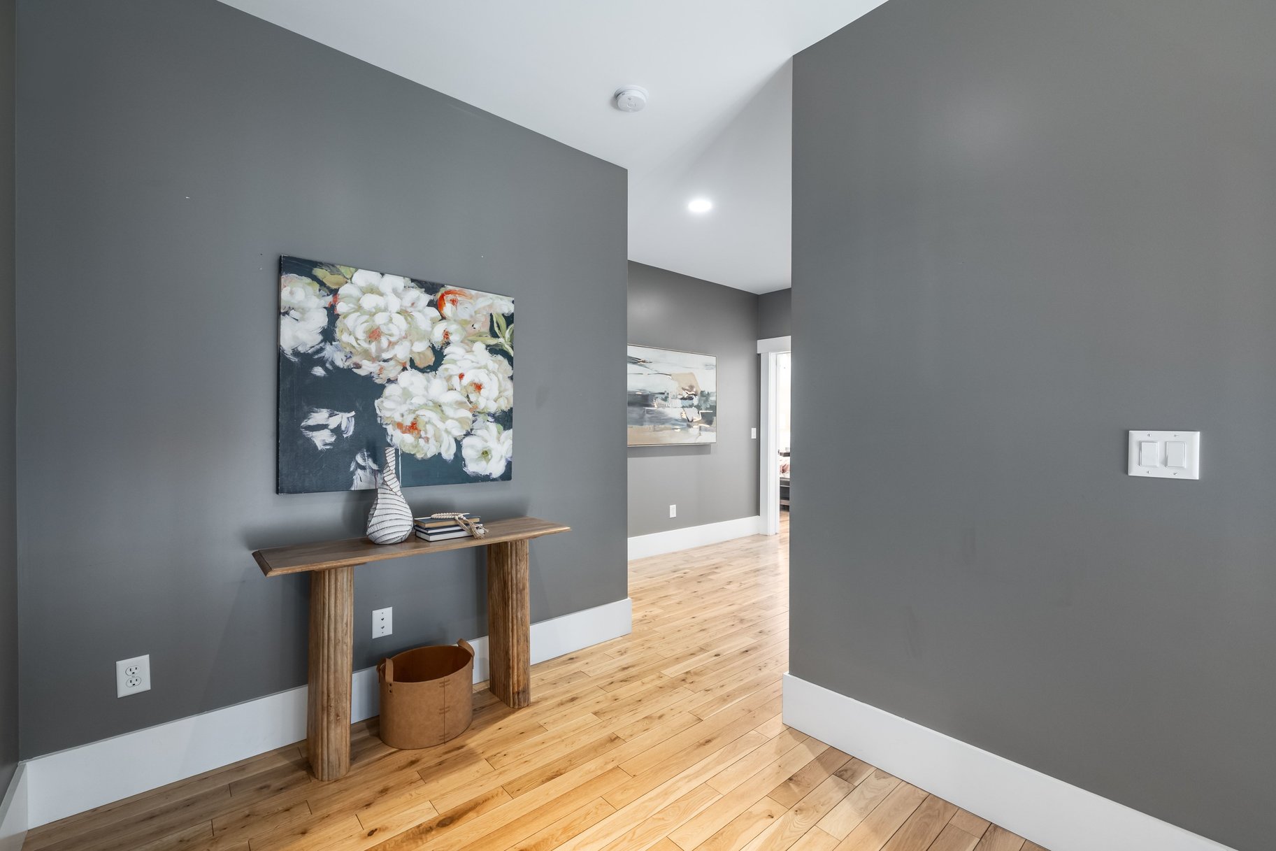  Timeless Luxury in Coveted Harvard–Yale - 物件實景