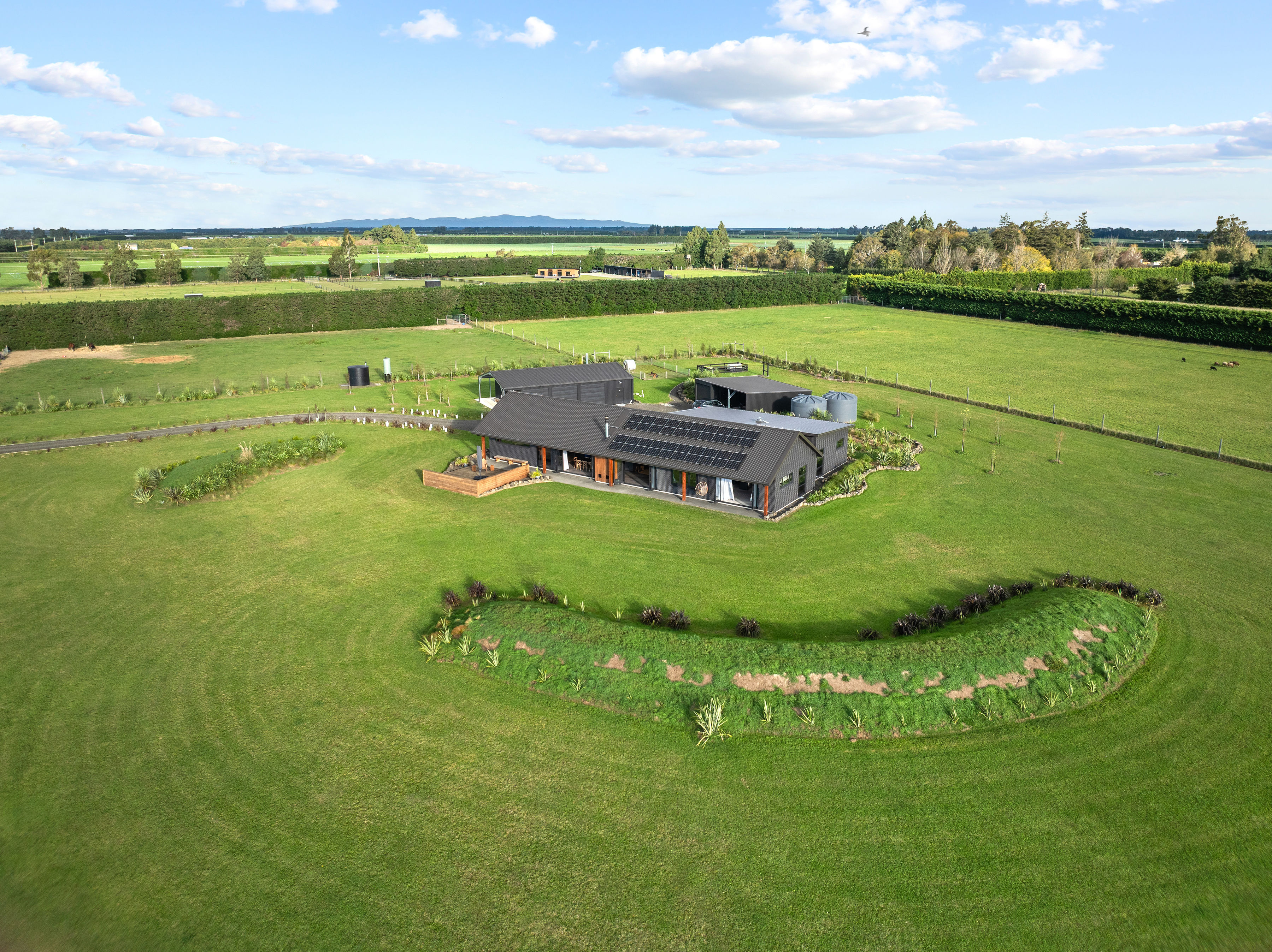  A Private Rural Estate of Presence - 物件實景