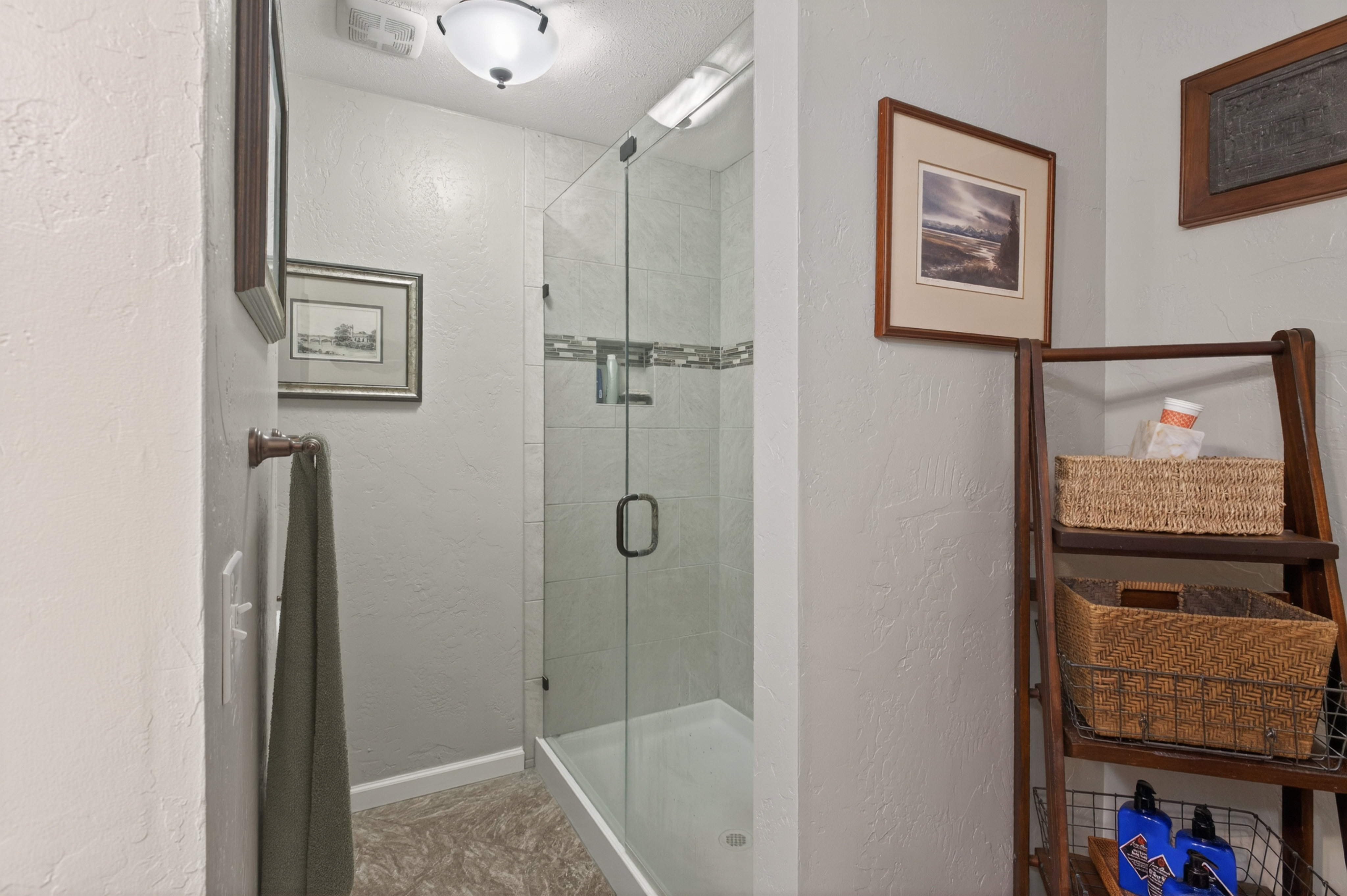  Greenwood Village Retreat: Green Oaks Pool/Tennis, Island Kitchen & Private Yard - 物件實景