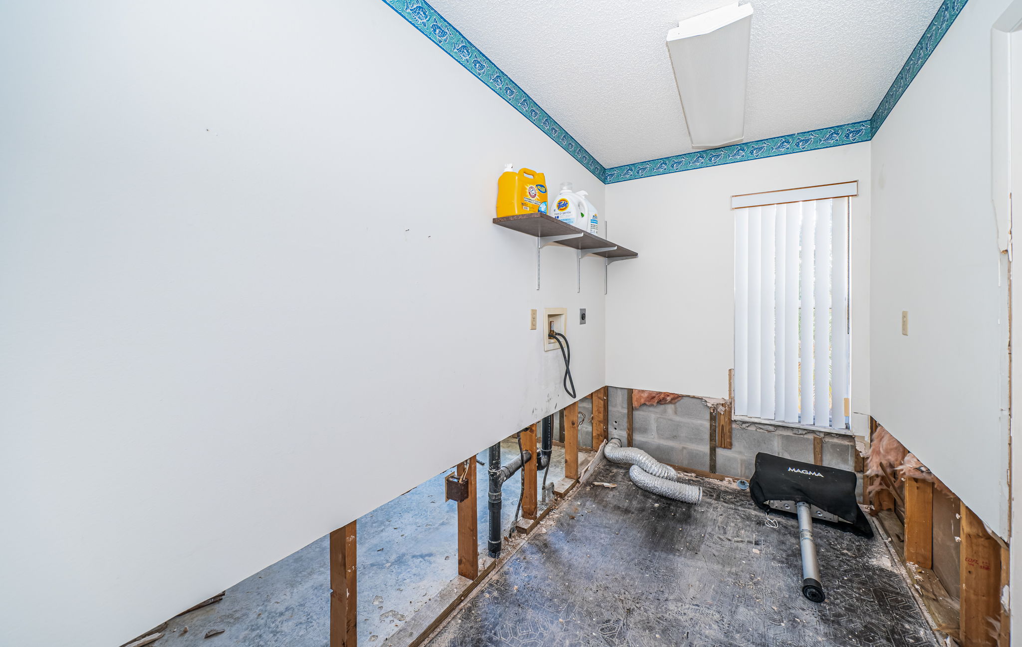 Treasure Island, Florida, 33706, United States, 3 Bedrooms Bedrooms, ,2 BathroomsBathrooms,Residential,For Sale,1976468