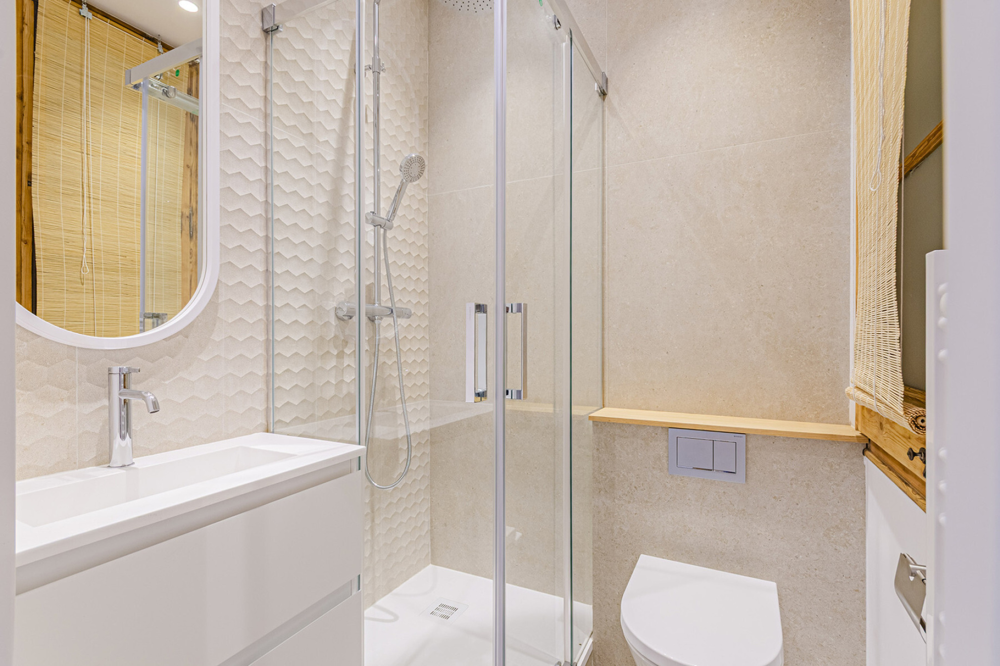  Renovated apartment with three bedrooms en suite with terrace in Eixample - 物件實景