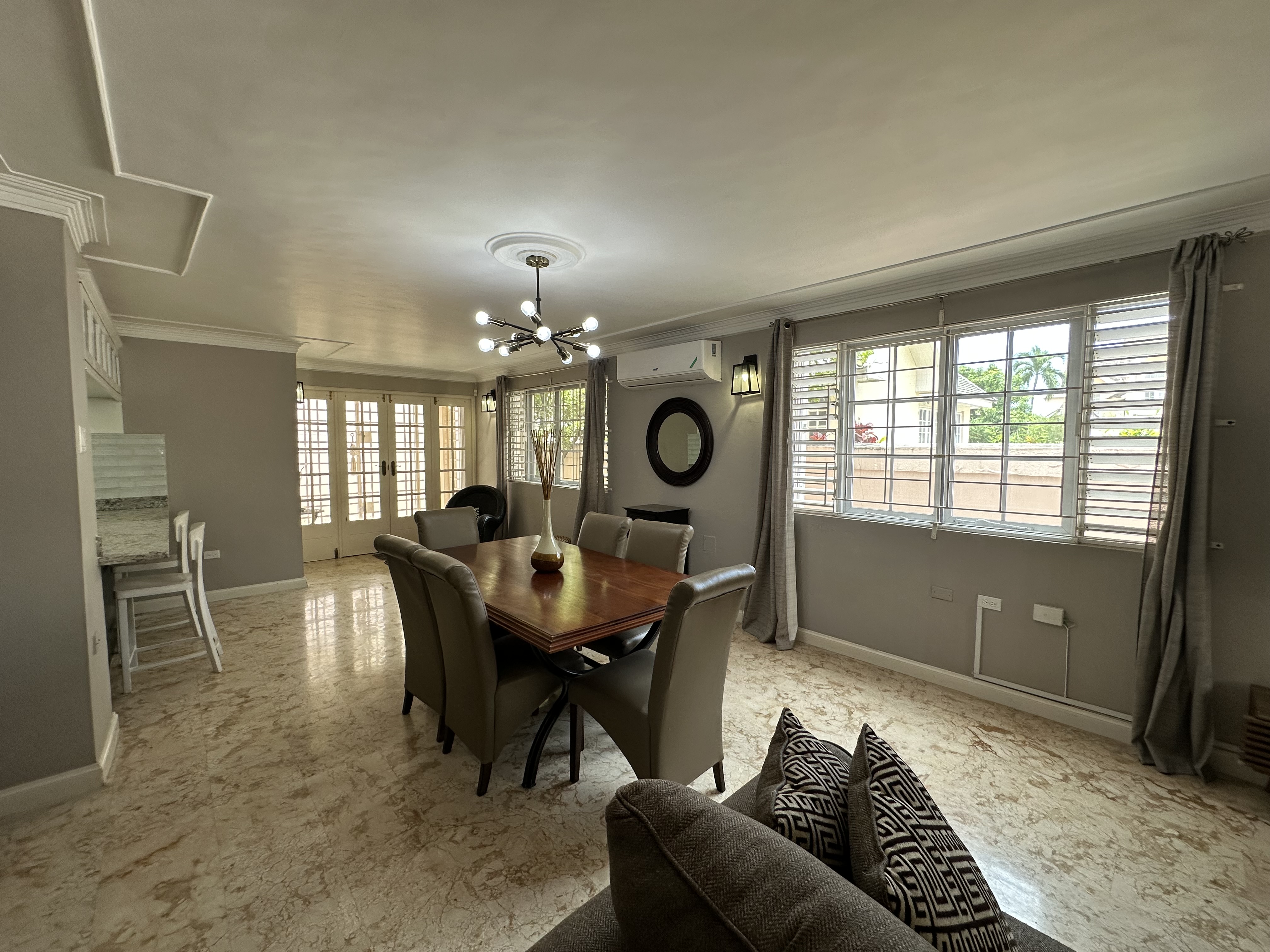 Kingston 6, JM, 3 Bedrooms Bedrooms, ,4 BathroomsBathrooms,Residential,For Sale,1901284
