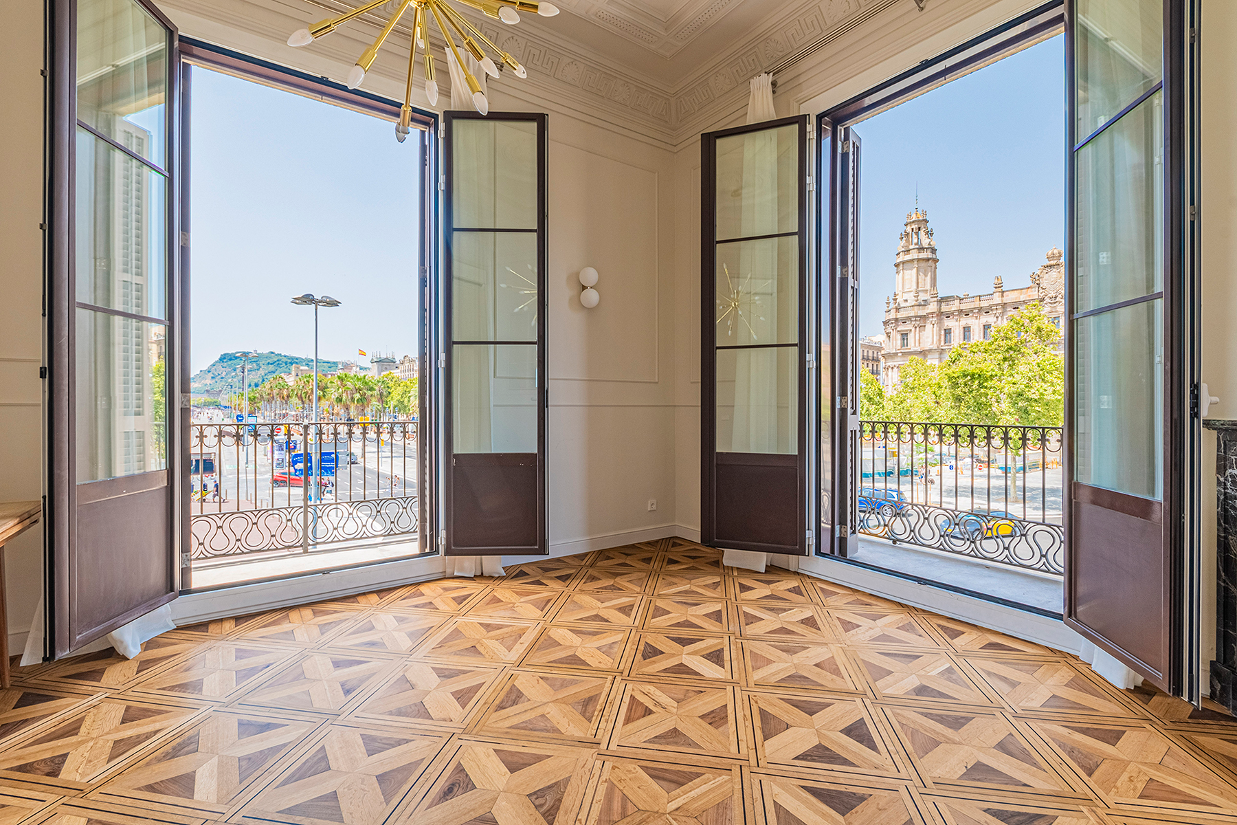  Corner flat renovated in El Born with views of Port Vell - 物件實景