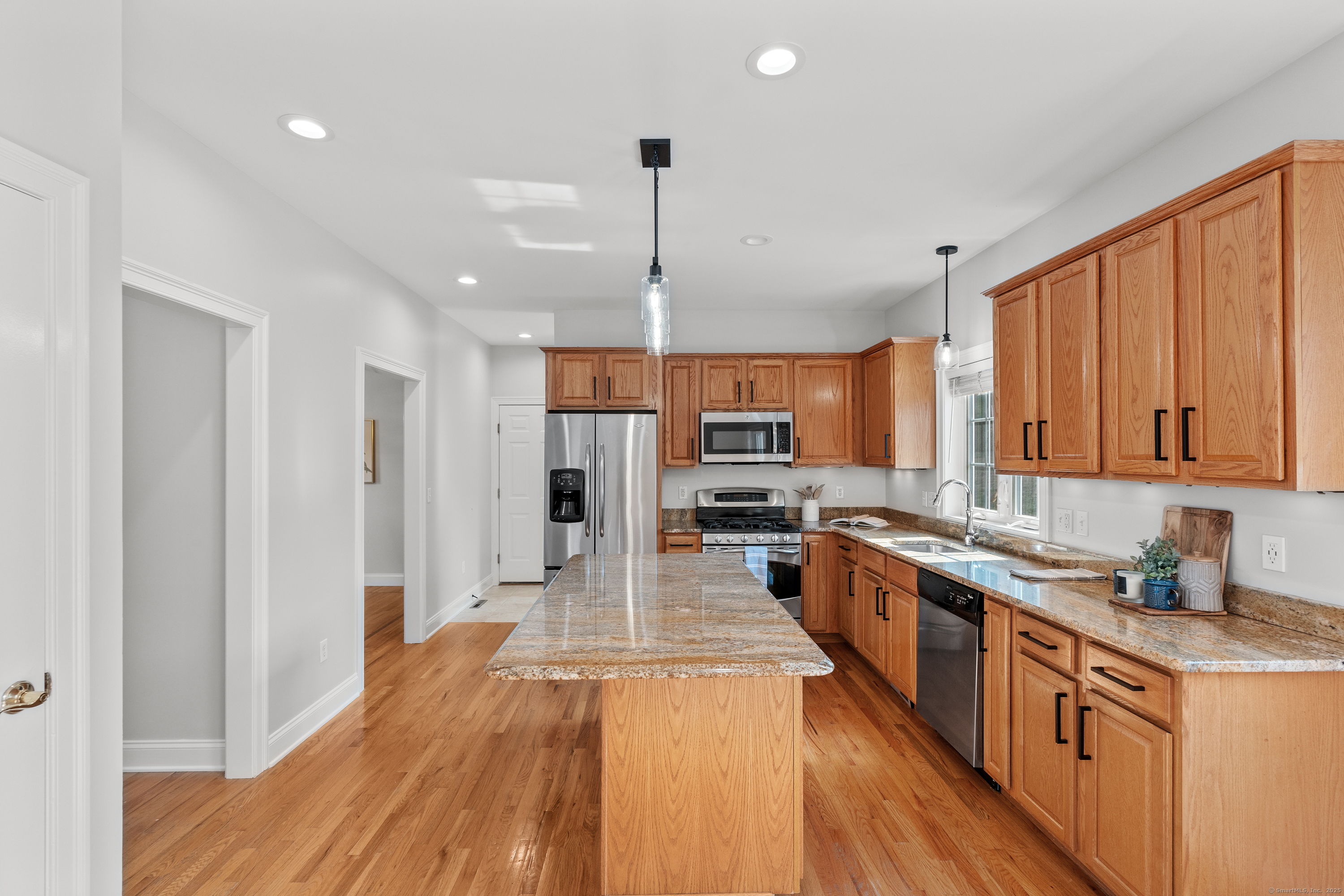 Manchester, Connecticut, 06040, United States, 4 Bedrooms Bedrooms, ,3 BathroomsBathrooms,Residential,For Sale,1919833