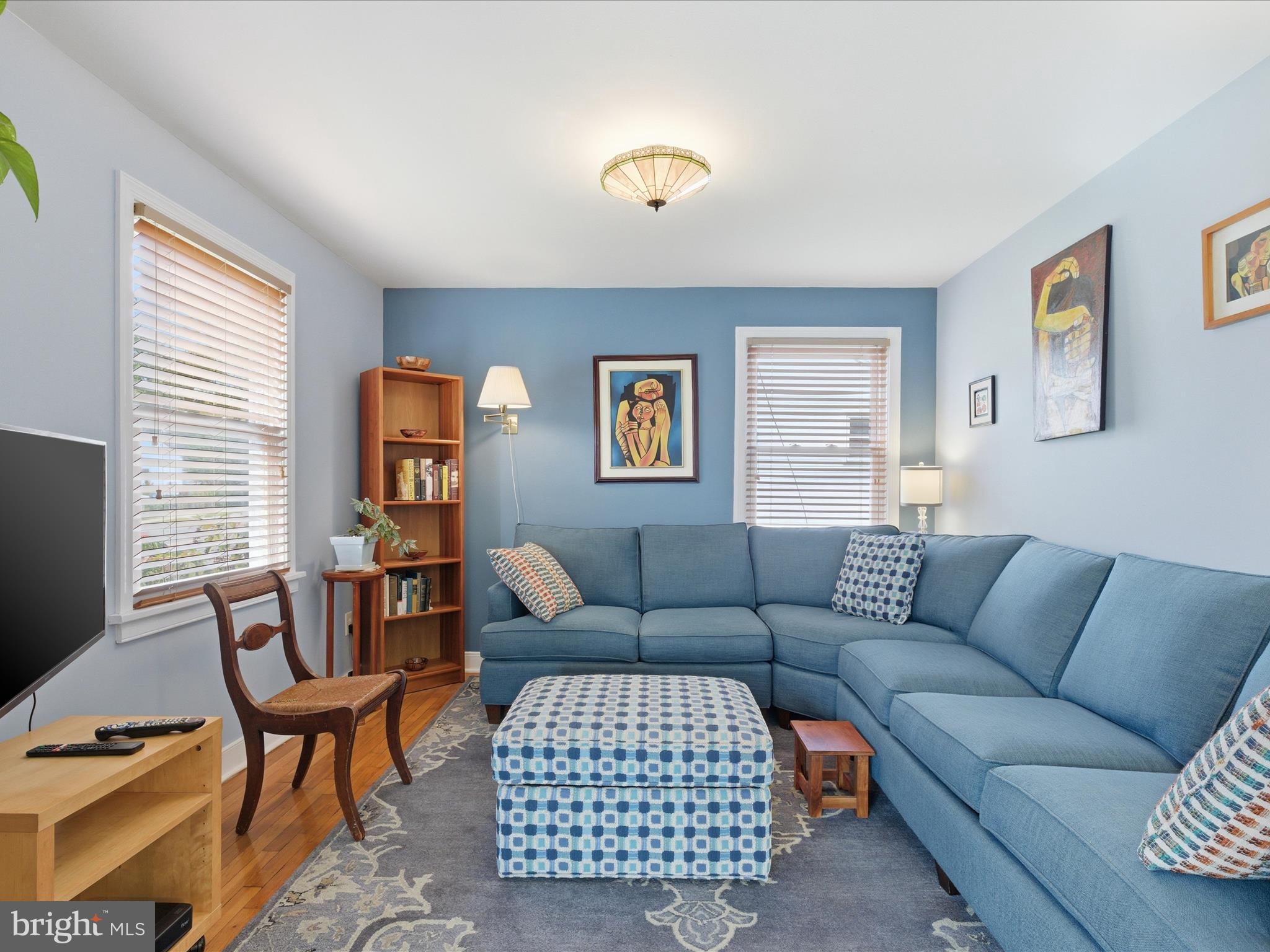 Silver Spring, Maryland, 20902, United States, 3 Bedrooms Bedrooms, ,3 BathroomsBathrooms,Residential,For Sale,1983635