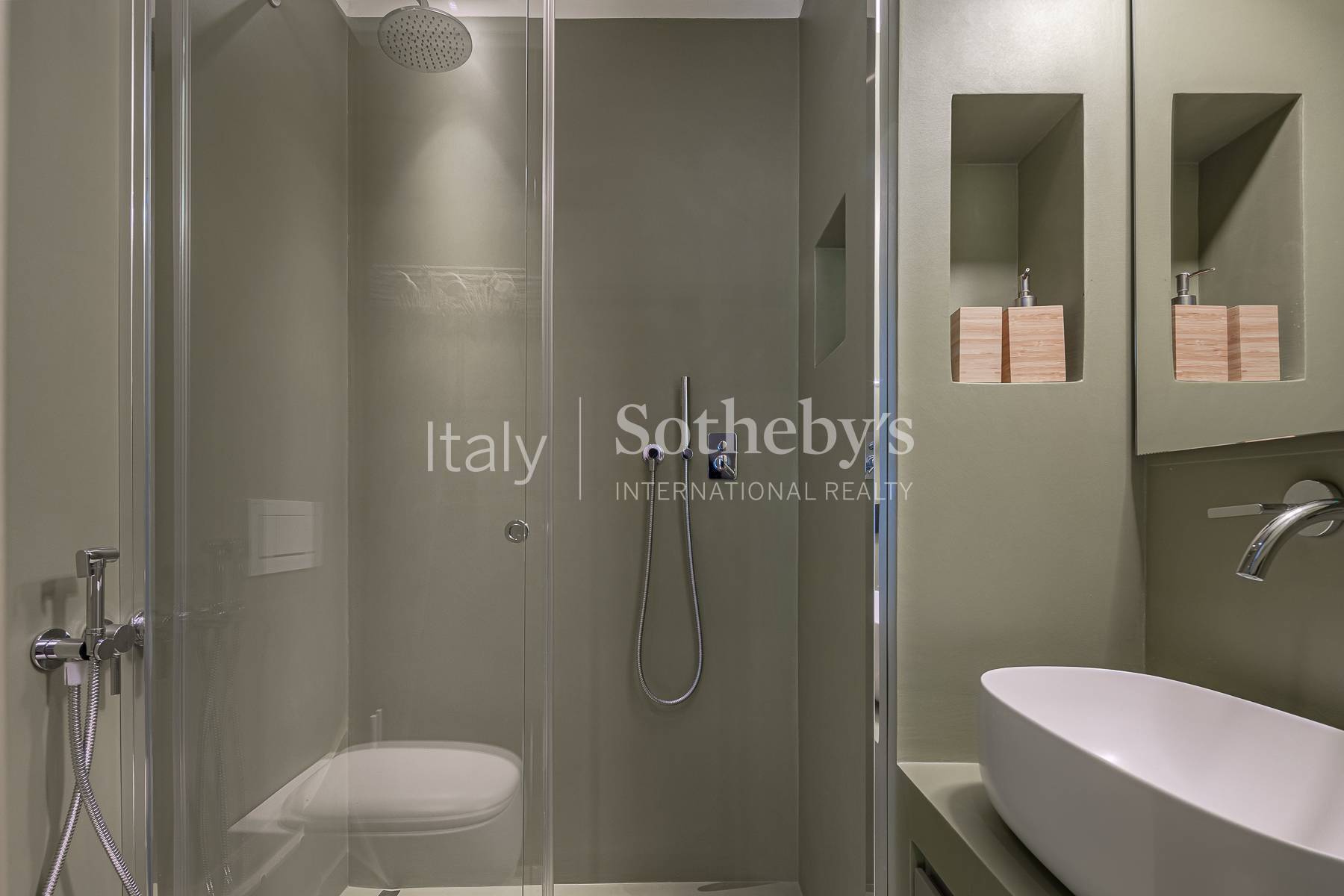  Elegant renovated apartment in the Magenta–Castello area - 物件實景