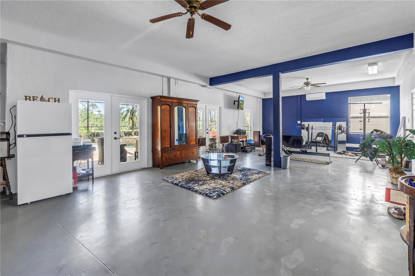 Tarpon Springs, Florida, 34689, United States, 4 Bedrooms Bedrooms, ,4 BathroomsBathrooms,Residential,For Sale,1975840