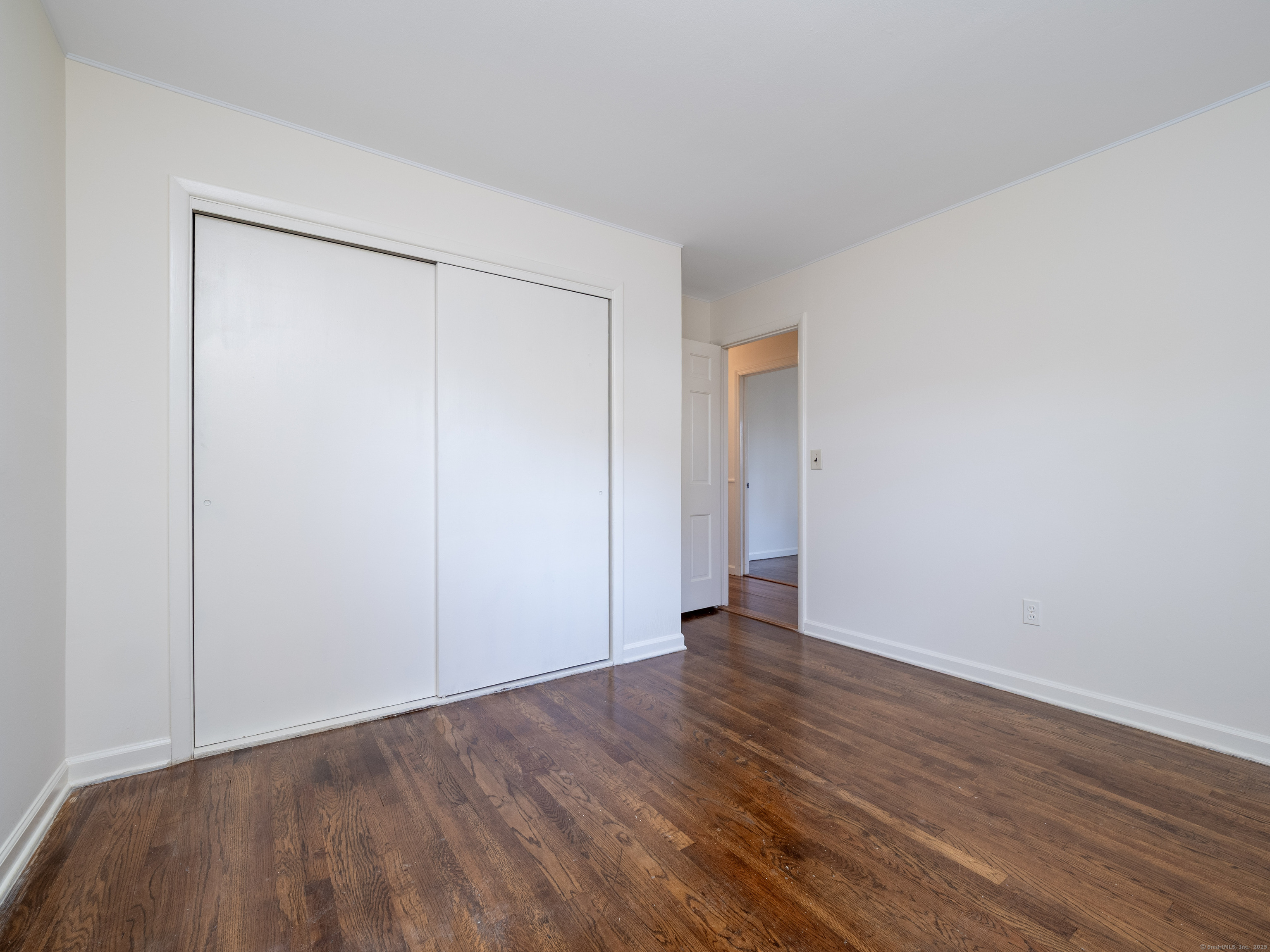 Ridgefield, Connecticut, 06877, United States, 4 Bedrooms Bedrooms, ,2 BathroomsBathrooms,Residential,For Sale,1989394