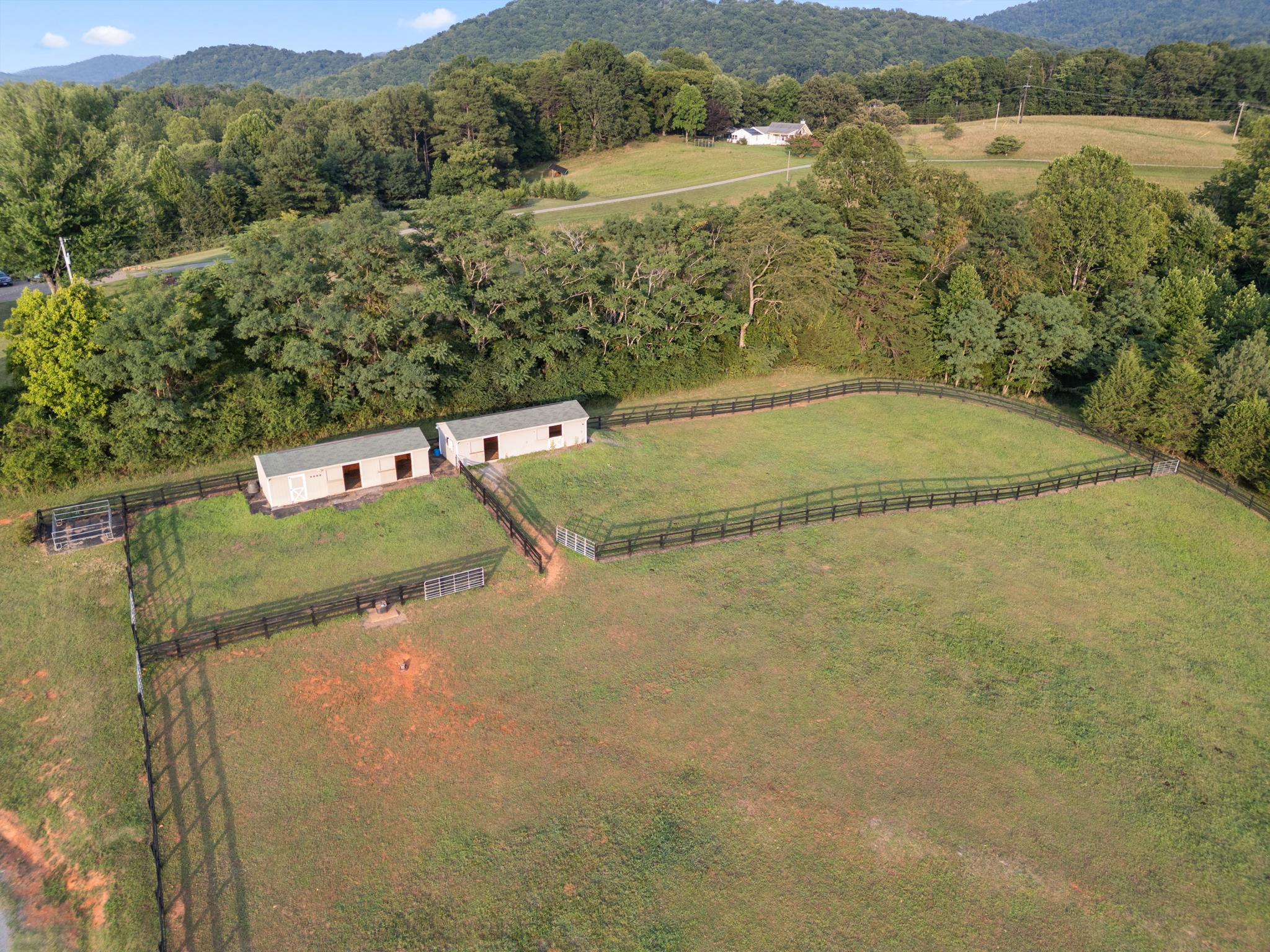  2236 Craigs Store, Afton, VA, 22920 - 物件實景