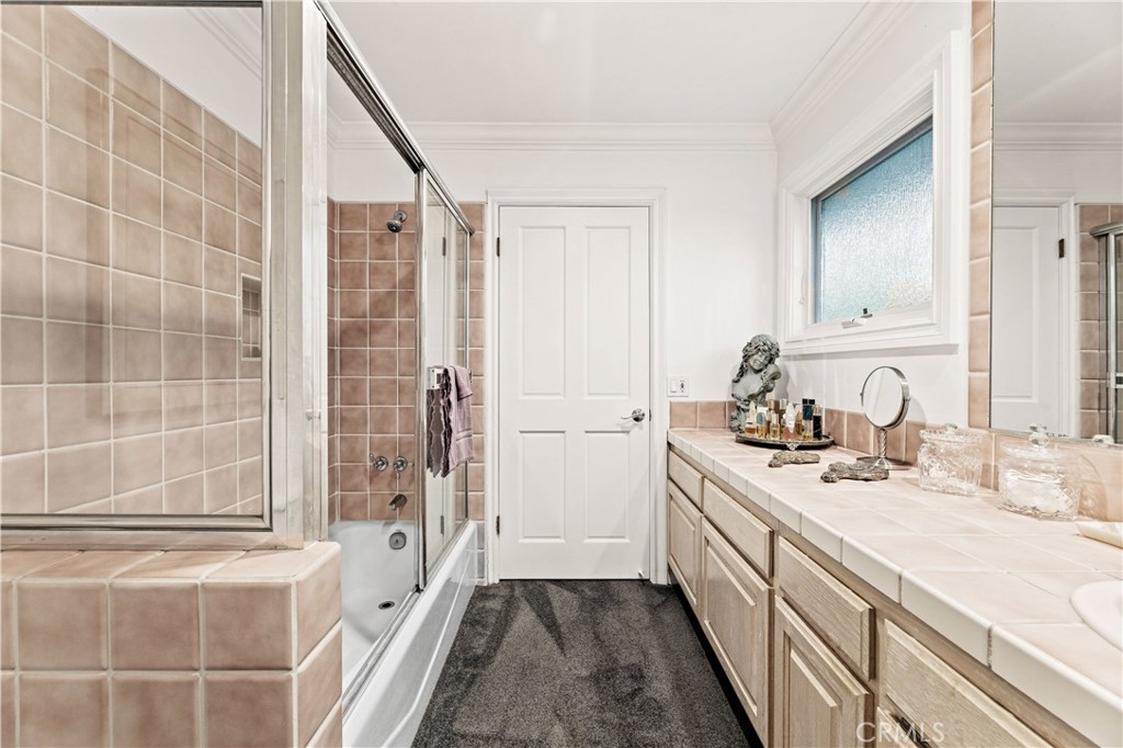 Encino, California, 91436, United States, 6 Bedrooms Bedrooms, ,7 BathroomsBathrooms,Residential,For Sale,1974550