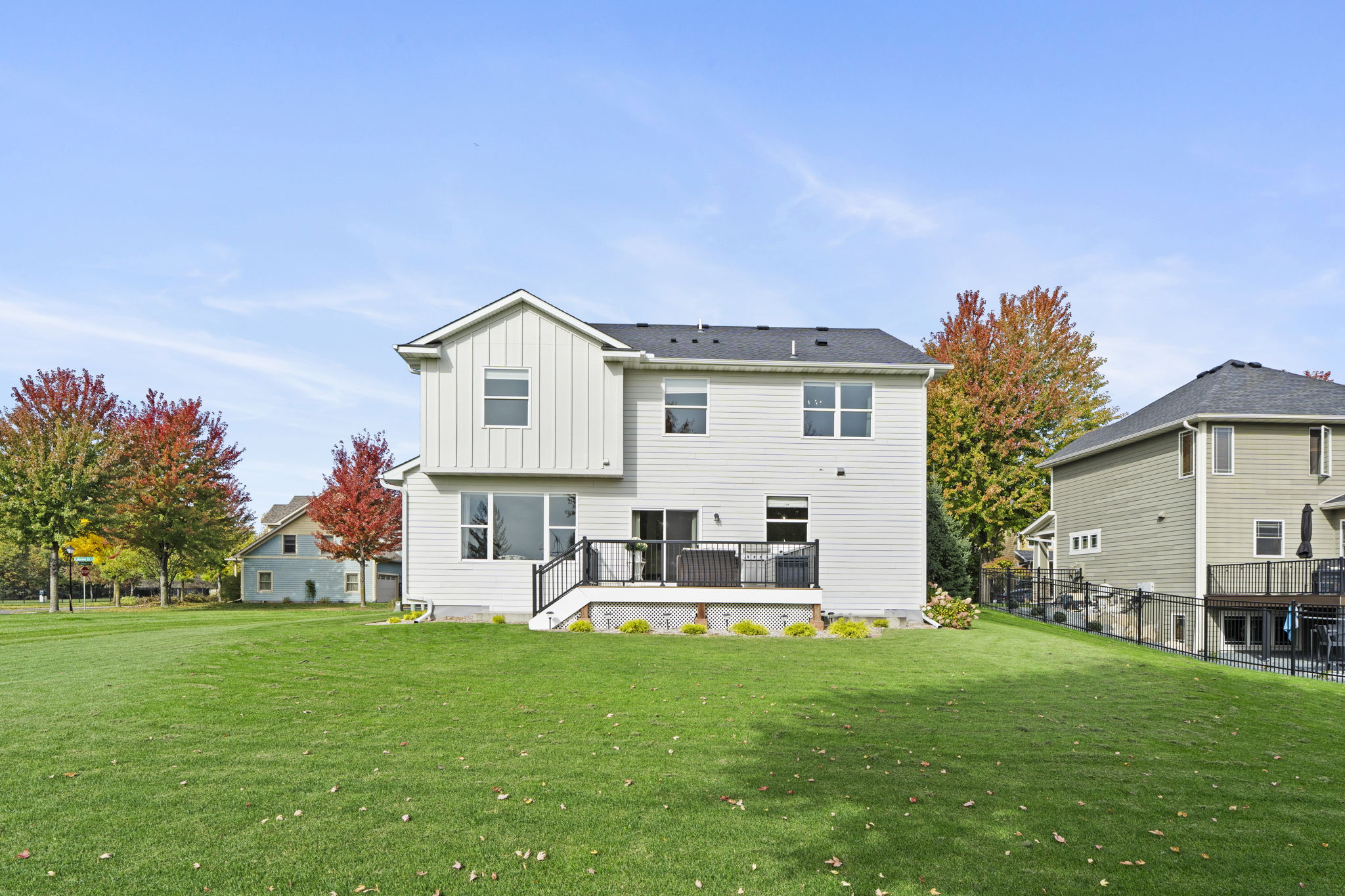  Contemporary Farmhouse Charm in Coveted Towne Lakes - 物件實景