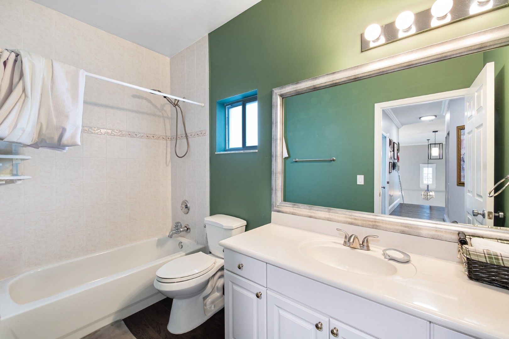 Miami, Florida, 33186, United States, 5 Bedrooms Bedrooms, ,3 BathroomsBathrooms,Residential,For Sale,1765733