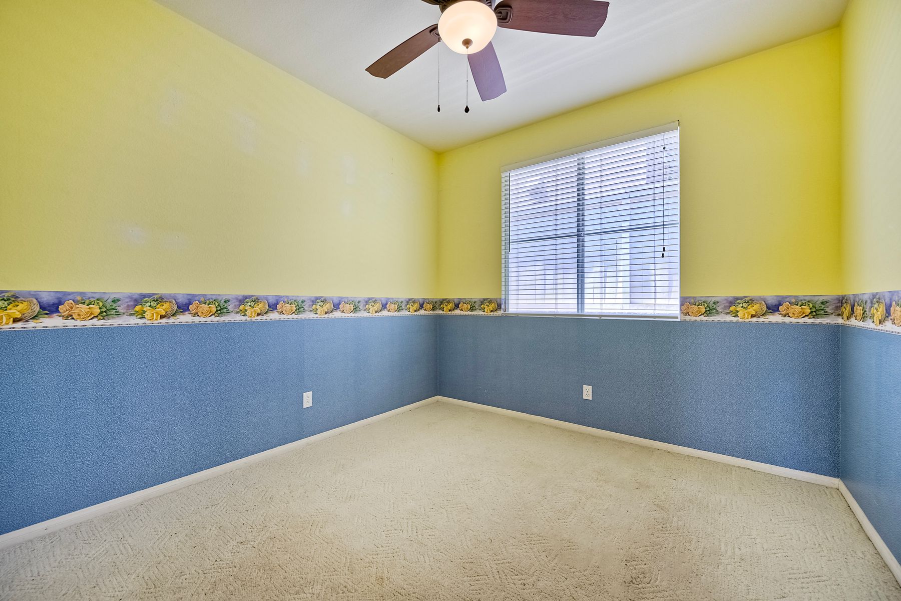 San Diego, California, 92123, United States, 3 Bedrooms Bedrooms, ,2 BathroomsBathrooms,Residential,For Sale,1914206