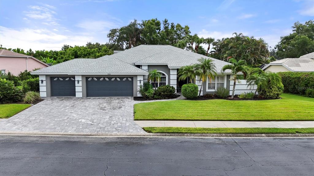 Sarasota, Florida, 34233, United States, 4 Bedrooms Bedrooms, ,4 BathroomsBathrooms,Residential,For Sale,1891764