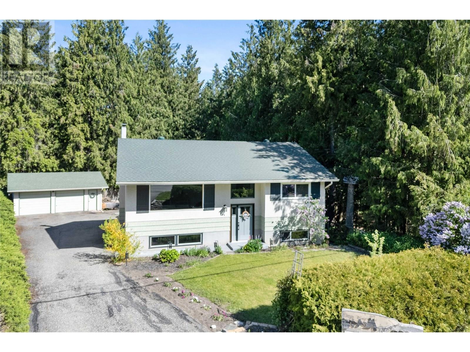 SORRENTO, British Columbia, V0E 2W0, CA, 4 Bedrooms Bedrooms, ,2 BathroomsBathrooms,Residential,For Sale,1837690