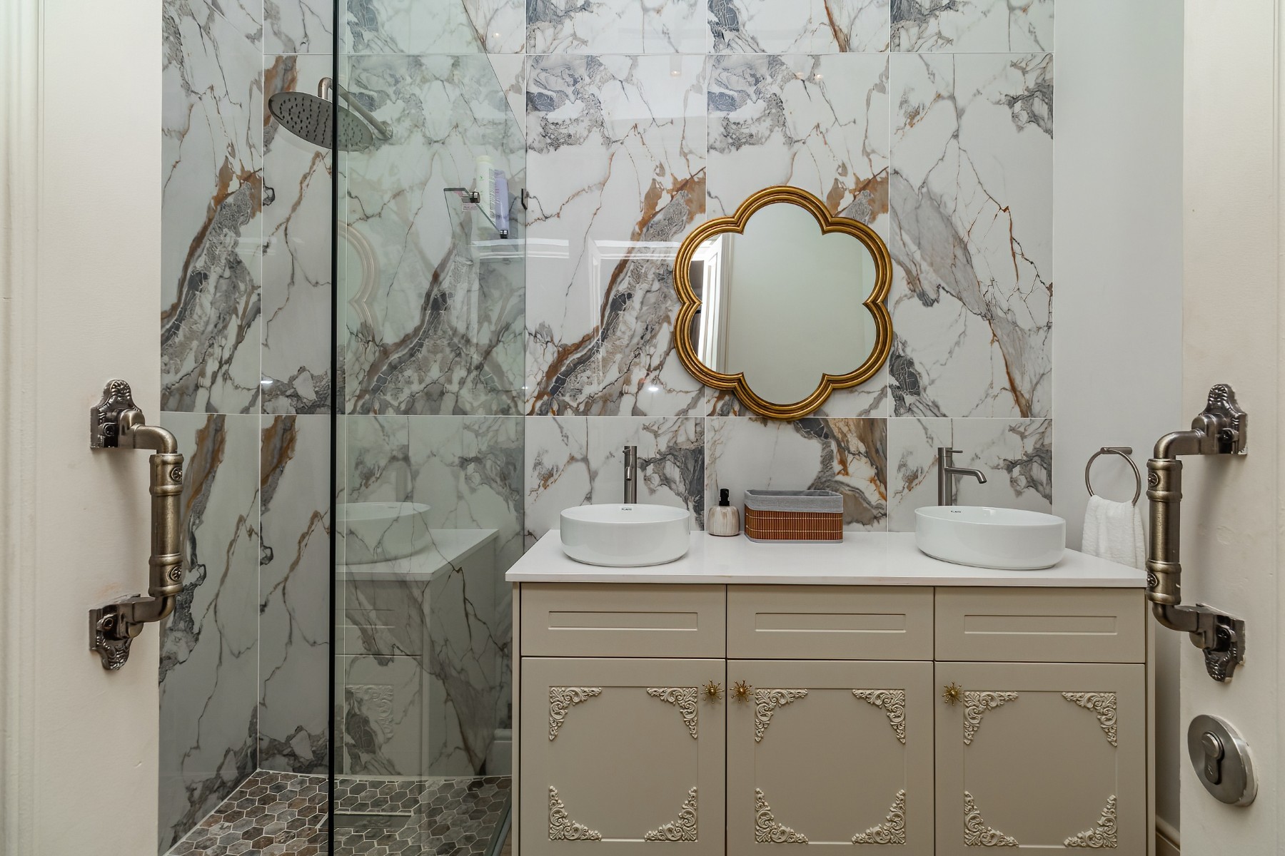  Brand New Elegance with Exceptional Finishes - 物件實景