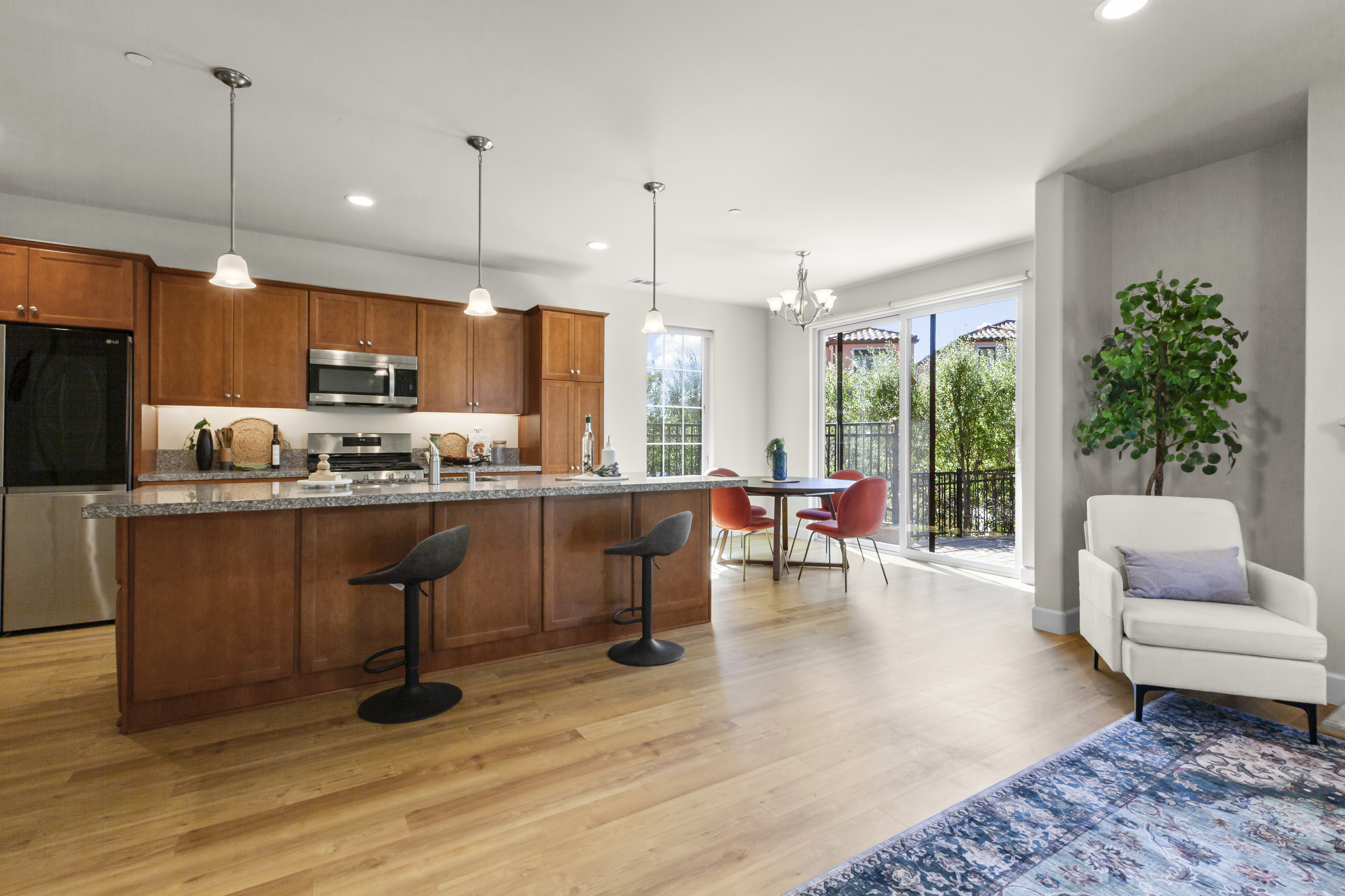  Elegant Hillside Living in Coveted Toscano - 物件實景