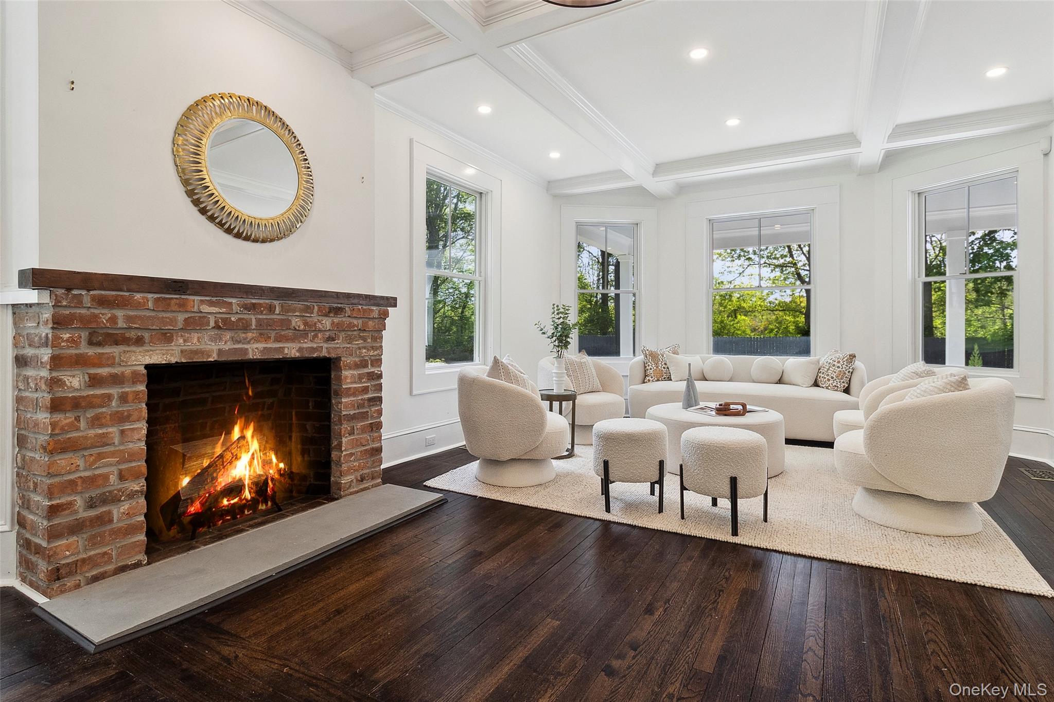 Katonah, New York, 10536, United States, 5 Bedrooms Bedrooms, ,5 BathroomsBathrooms,Residential,For Sale,1942230