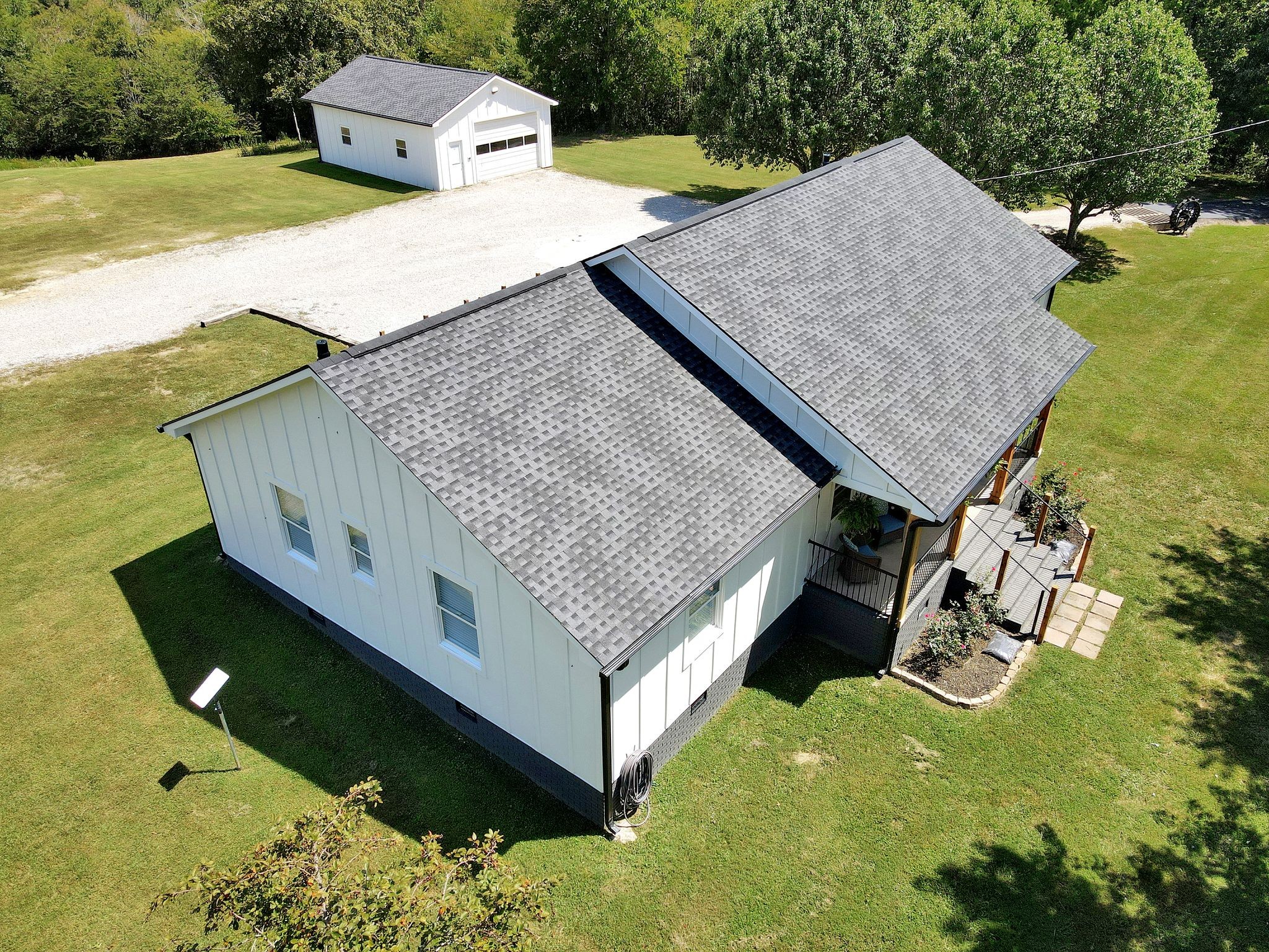 Pulaski, Tennessee, 38478, United States, 4 Bedrooms Bedrooms, ,2 BathroomsBathrooms,Residential,For Sale,1932287