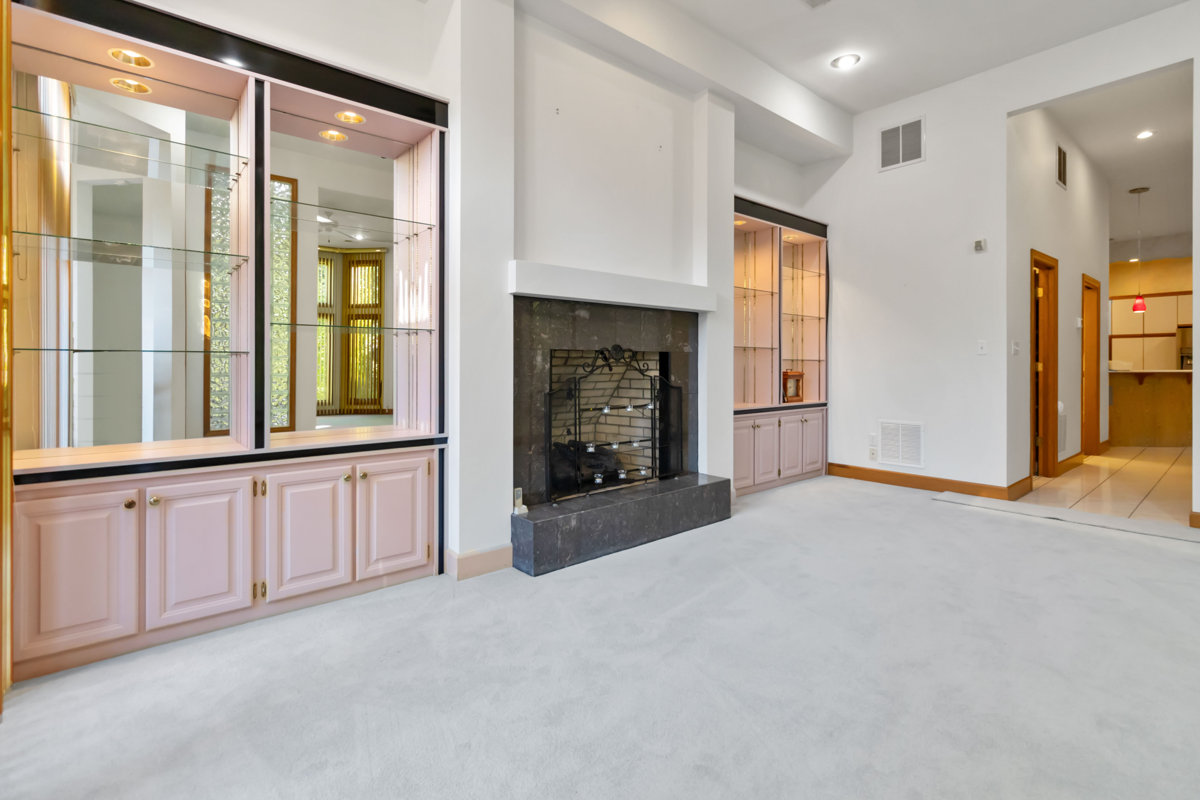 Somerset, Kentucky, 42501, United States, 4 Bedrooms Bedrooms, ,3 BathroomsBathrooms,Residential,For Sale,1980491