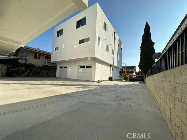 Los Angeles, California, 90001, United States, ,Residential,For Sale,1976329
