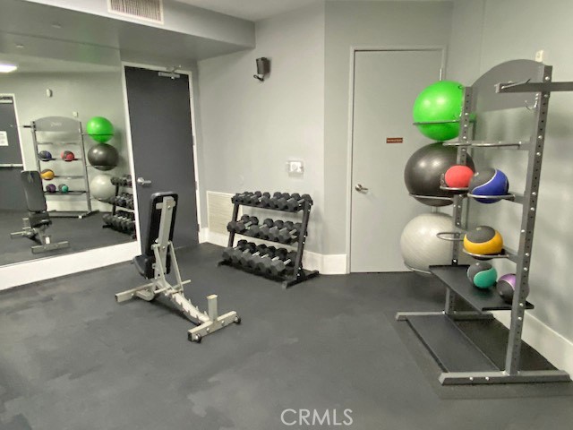 Irvine, California, 92612, United States, 1 Bedroom Bedrooms, ,1 BathroomBathrooms,Residential,For Sale,1883218