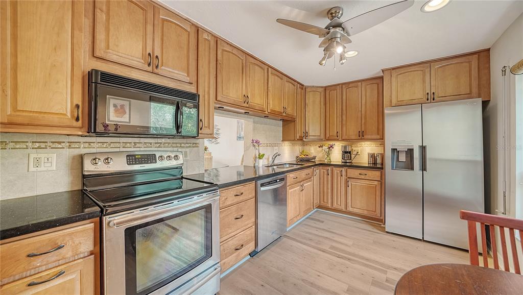 Longboat Key, Florida, 34228, United States, 2 Bedrooms Bedrooms, ,2 BathroomsBathrooms,Residential,For Sale,1992872