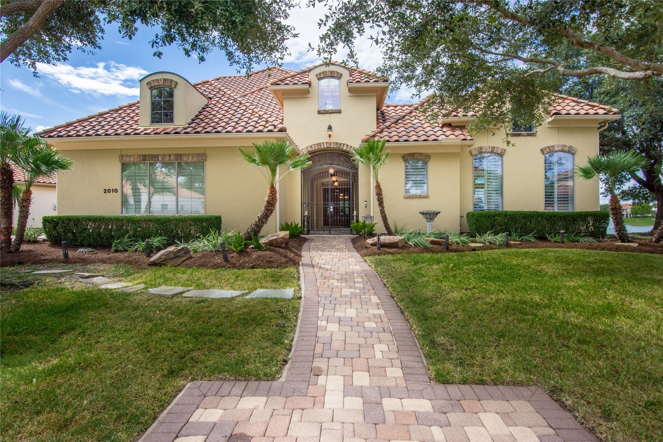 Flower Garden Ln, Houston, TX 77077 #1
