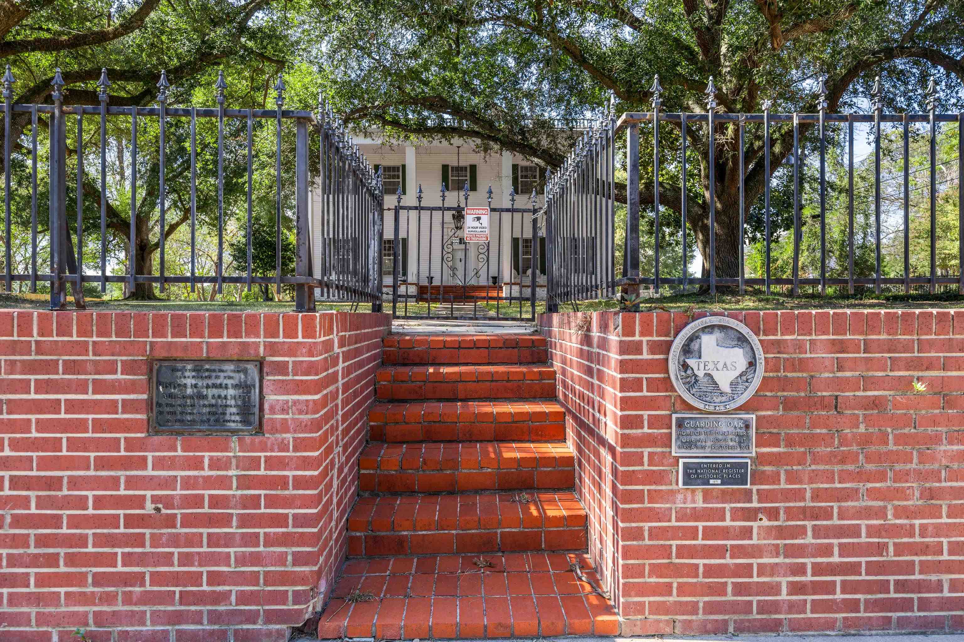 Jefferson, Texas, 75657, United States, 5 Bedrooms Bedrooms, ,5 BathroomsBathrooms,Residential,For Sale,1978271