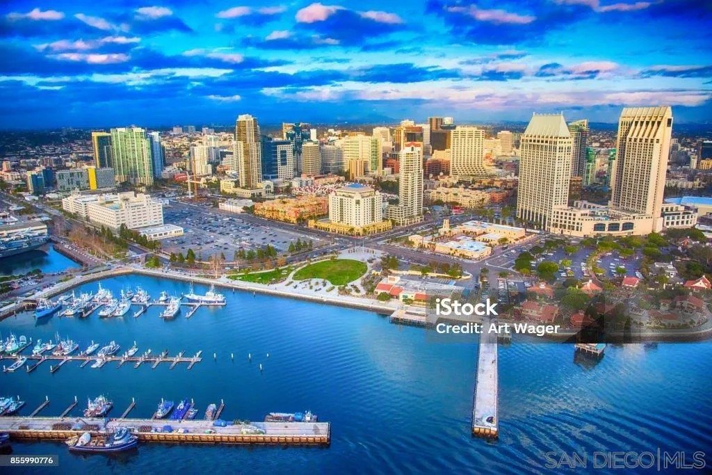 San Diego, California, 92101, United States, 1 Bedroom Bedrooms, ,1 BathroomBathrooms,Residential,For Sale,1962496