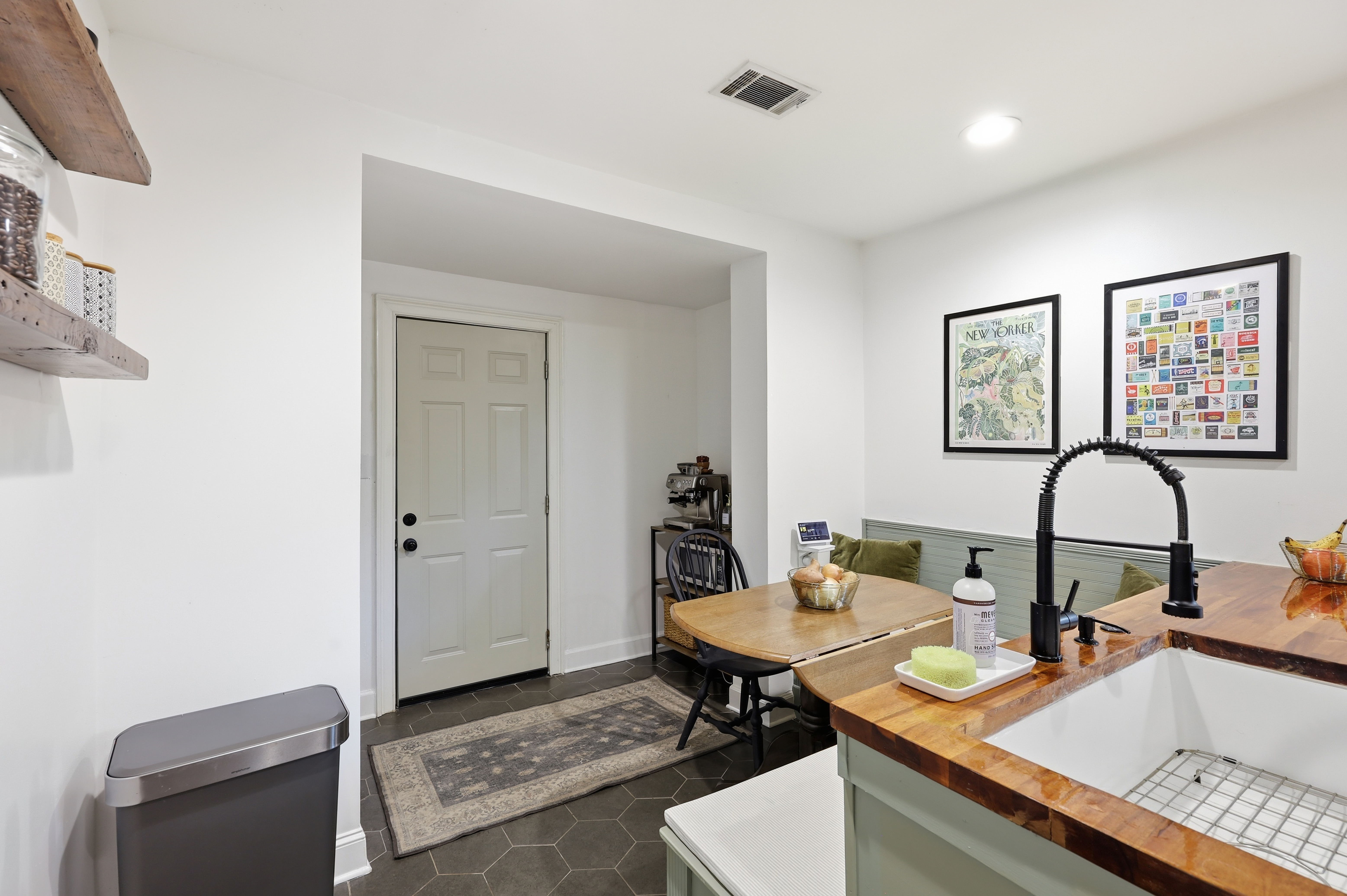  1501 E 55th Street - 物件實景