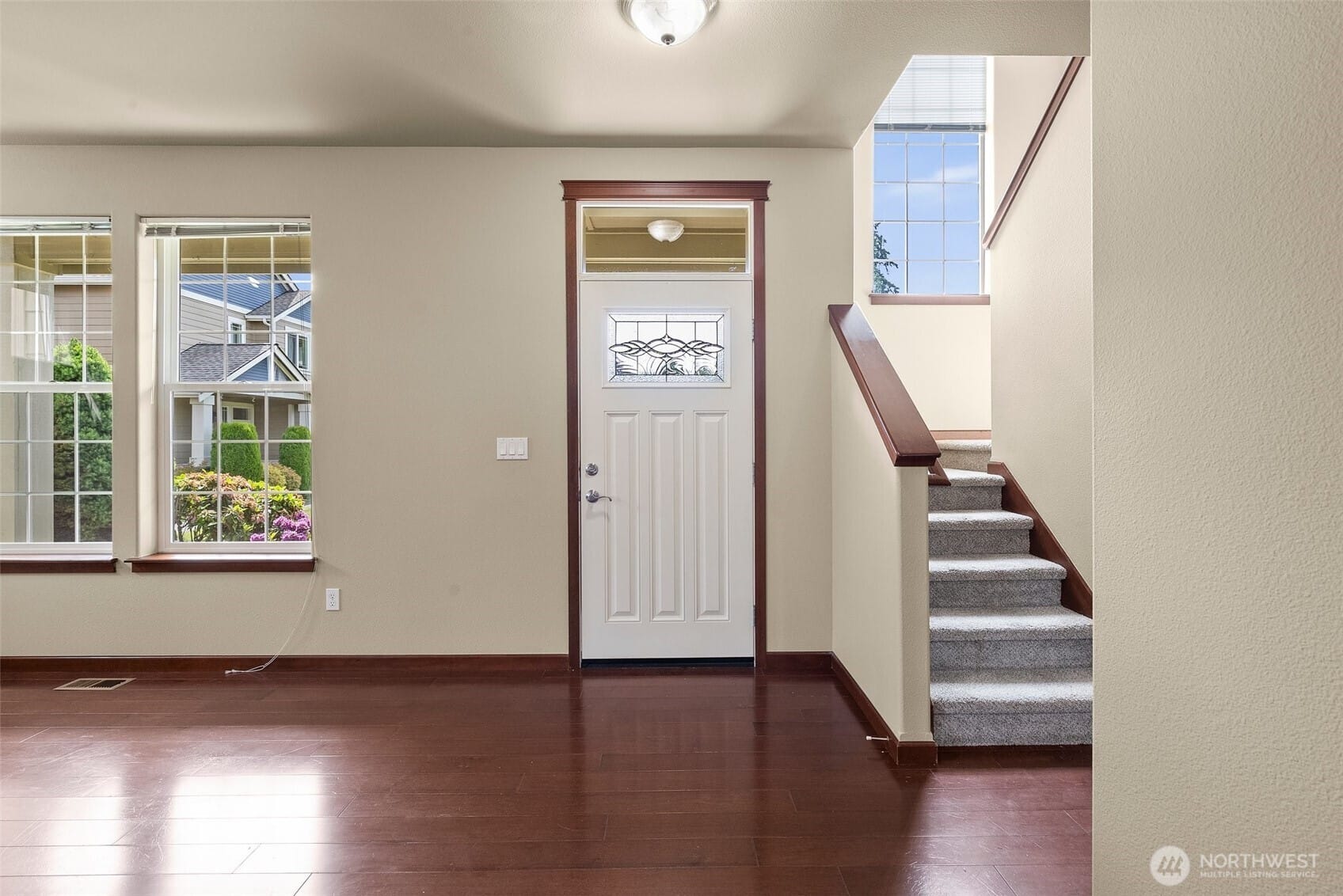 Puyallup, Washington, 98374, United States, 3 Bedrooms Bedrooms, ,3 BathroomsBathrooms,Residential,For Sale,1849998