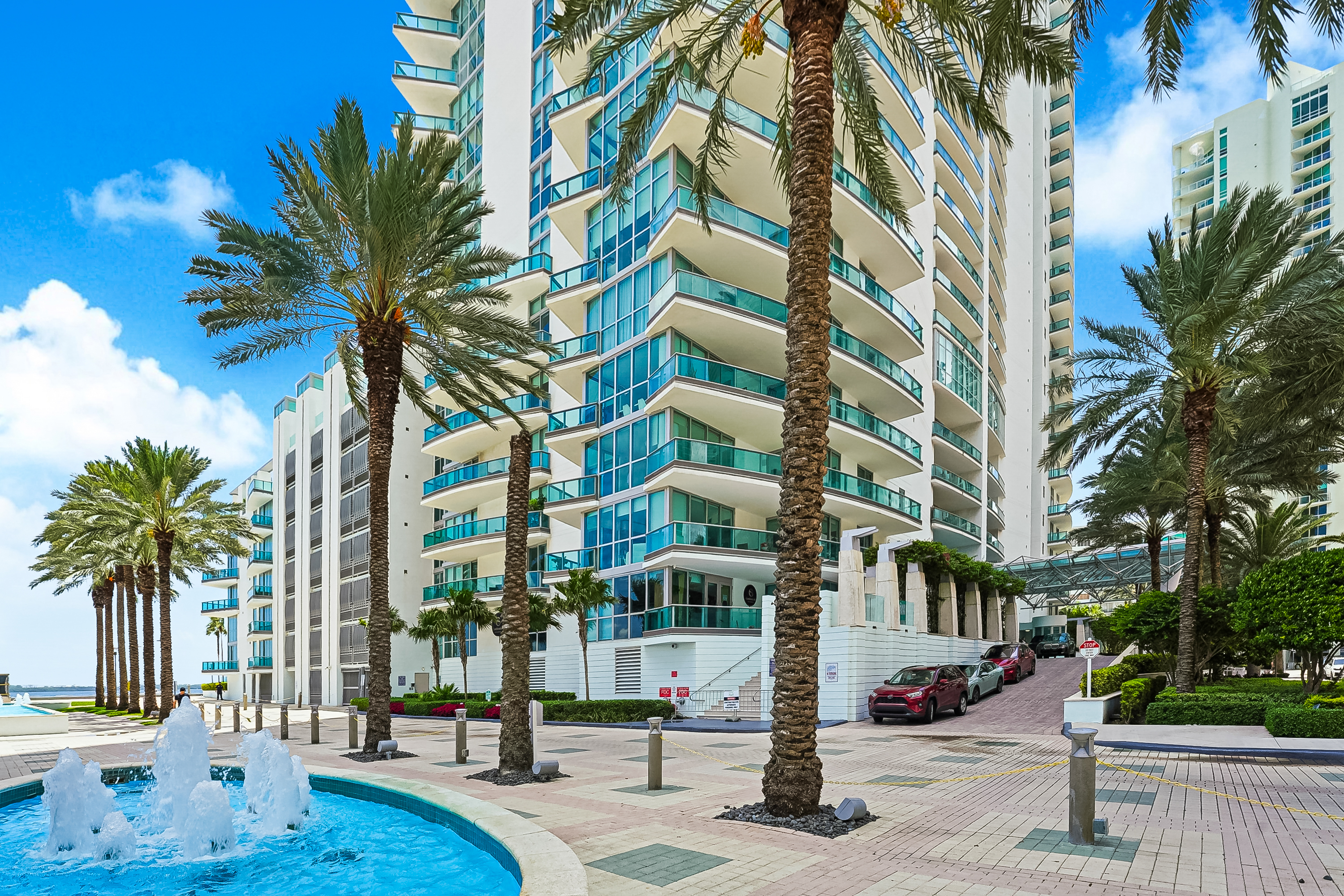  1331 Brickell Bay Dr, Miami, FL, 33131 - 物件實景