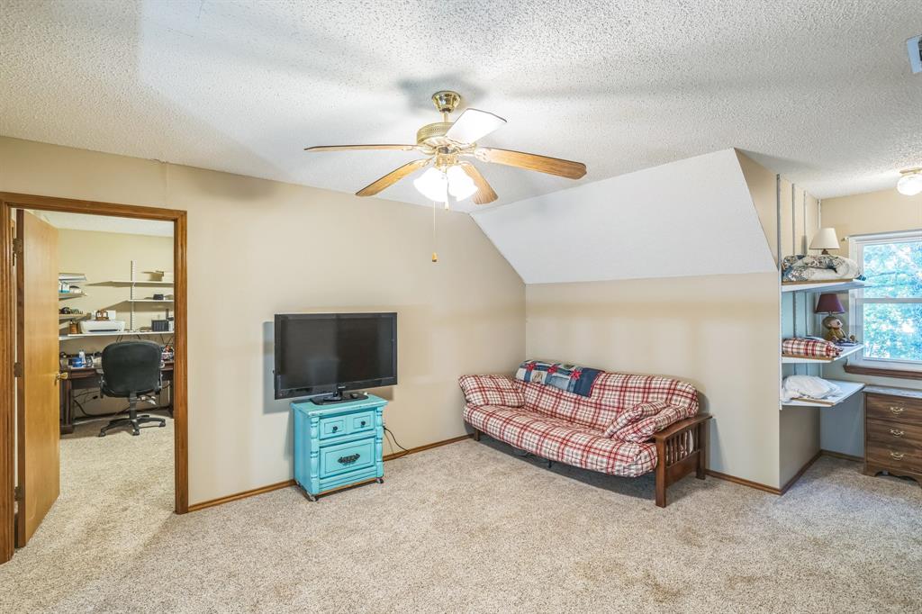 Honey Grove, Texas, 75446, United States, 3 Bedrooms Bedrooms, ,3 BathroomsBathrooms,Residential,For Sale,1840327