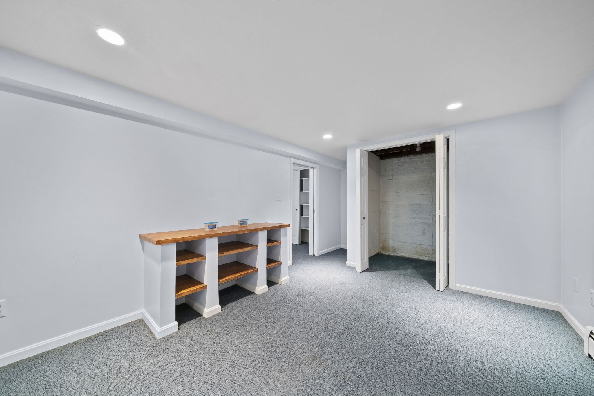 Braintree, Massachusetts, 02184, United States, 2 Bedrooms Bedrooms, ,2 BathroomsBathrooms,Residential,For Sale,1899290