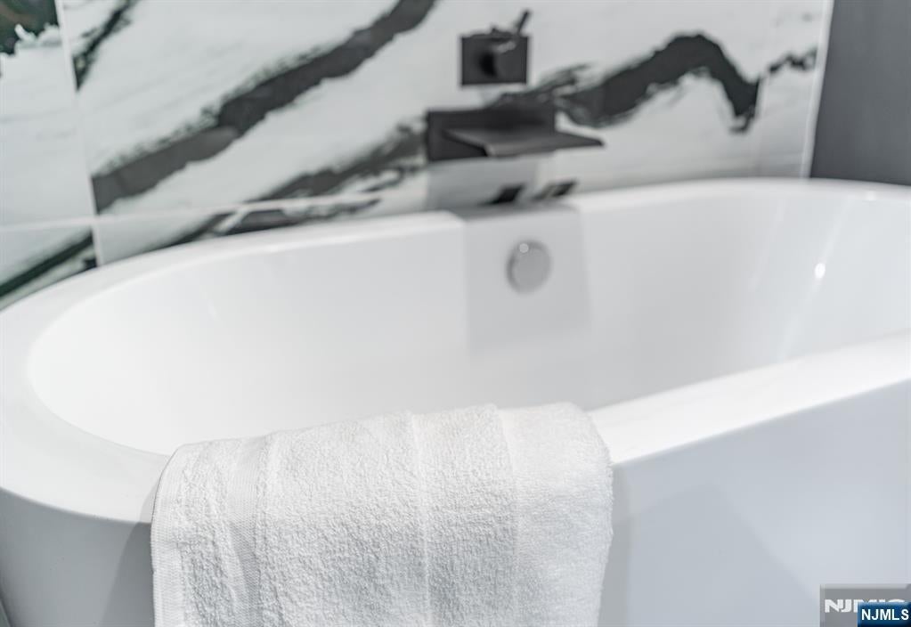 Ringwood, New Jersey, 07456, United States, 3 Bedrooms Bedrooms, ,3 BathroomsBathrooms,Residential,For Sale,1981754