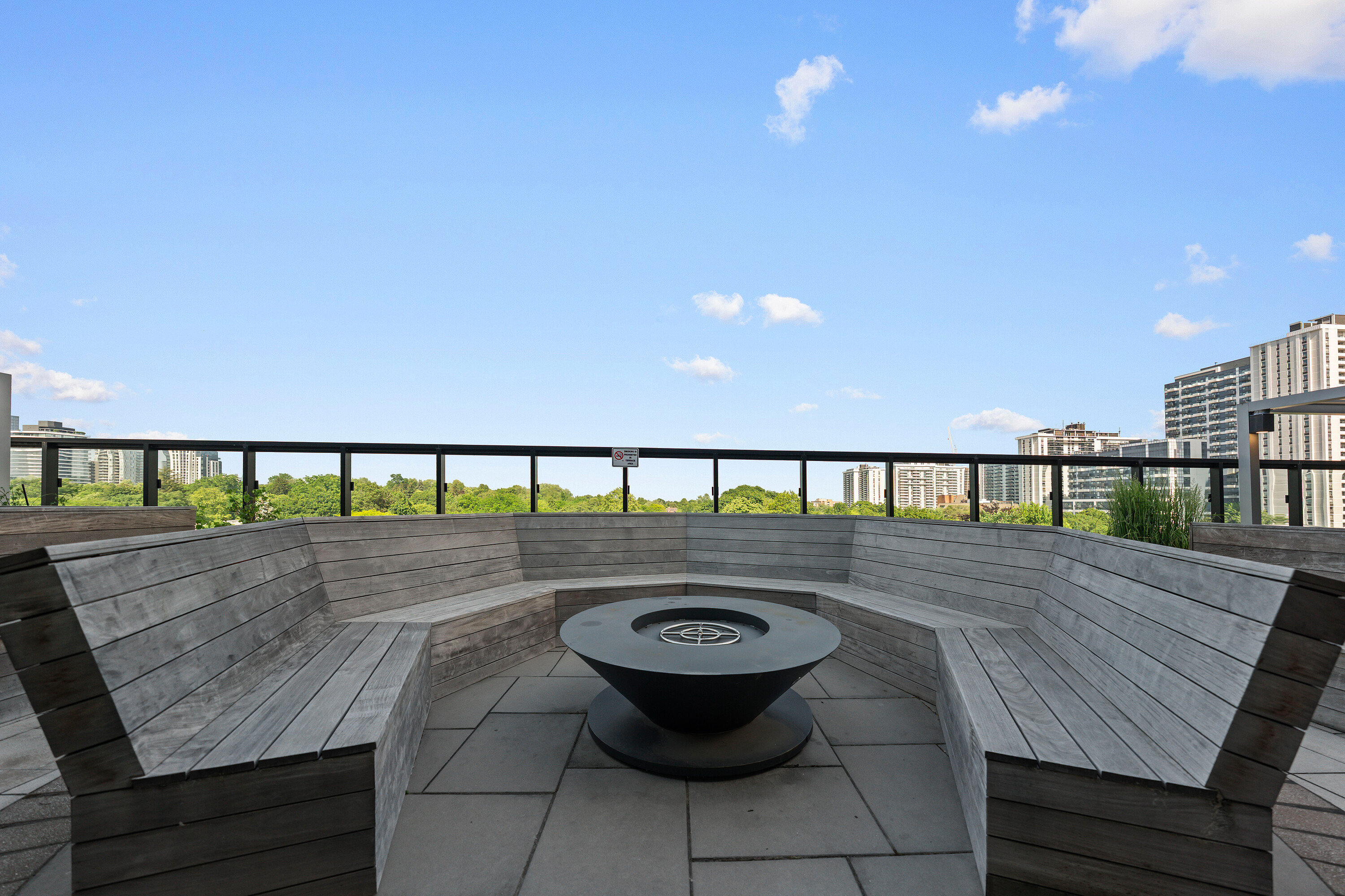  Modern Condo Living - 物件實景