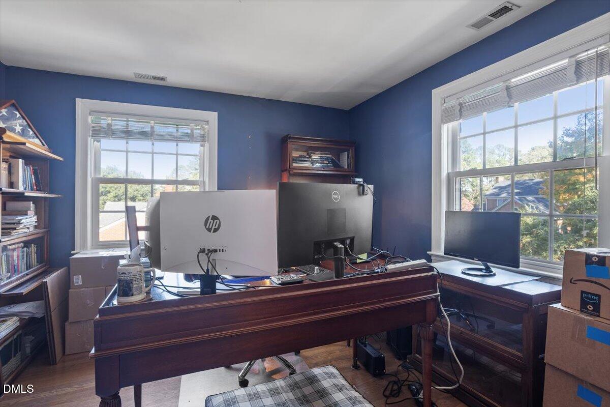 Farmville, North Carolina, 27828, United States, 4 Bedrooms Bedrooms, ,4 BathroomsBathrooms,Residential,For Sale,1988570