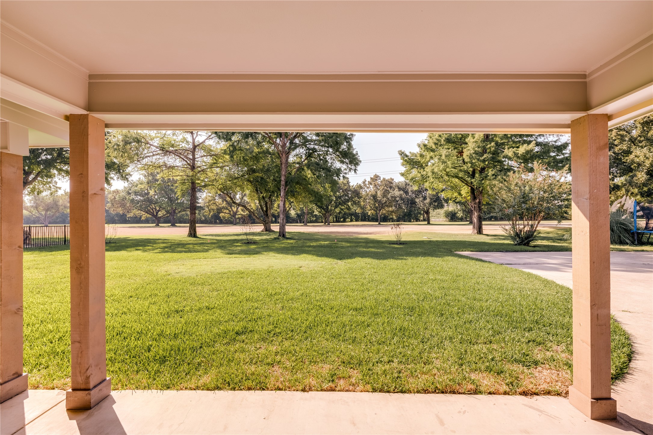 Fort Worth, Texas, 76126, United States, 4 Bedrooms Bedrooms, ,3 BathroomsBathrooms,Residential,For Sale,1971597