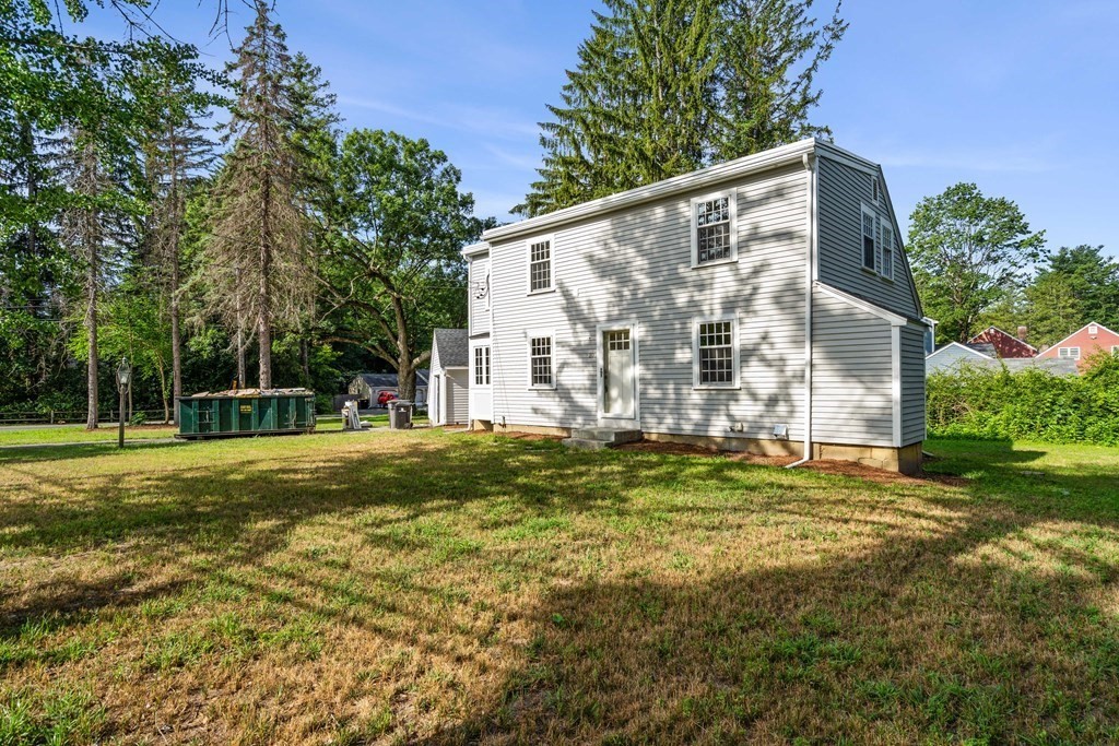 Framingham, Massachusetts, 01701, United States, 3 Bedrooms Bedrooms, ,2 BathroomsBathrooms,Residential,For Sale,1903802